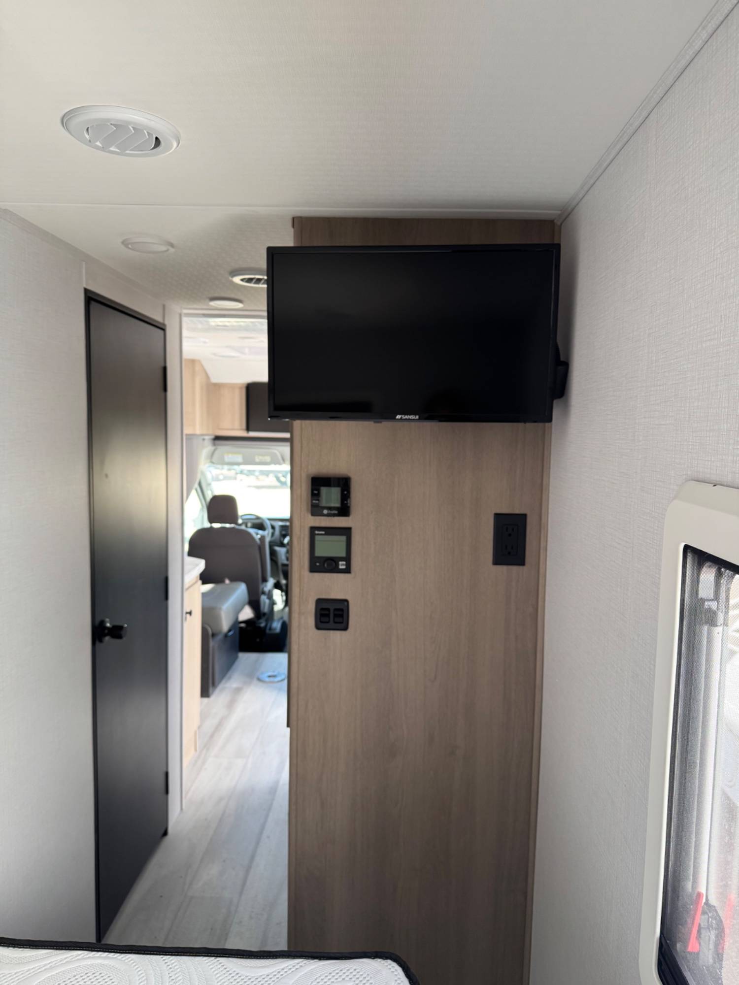 2026 Forest River RV 2026 Forest River RV Sunseeker - thumbnail 14