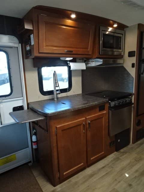 2019 Lance 2019 Lance Lance - thumbnail 8