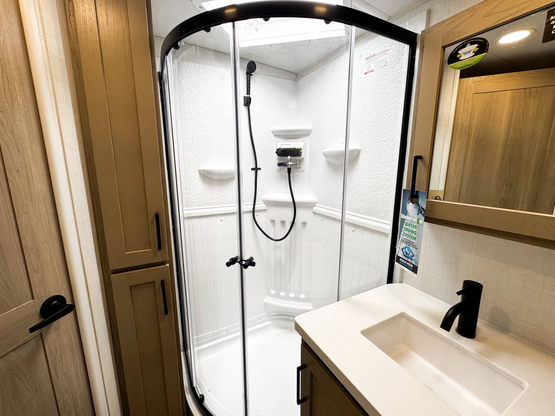 2026 Forest River 2026 Forest River Rockwood Ultra Lite - thumbnail 23