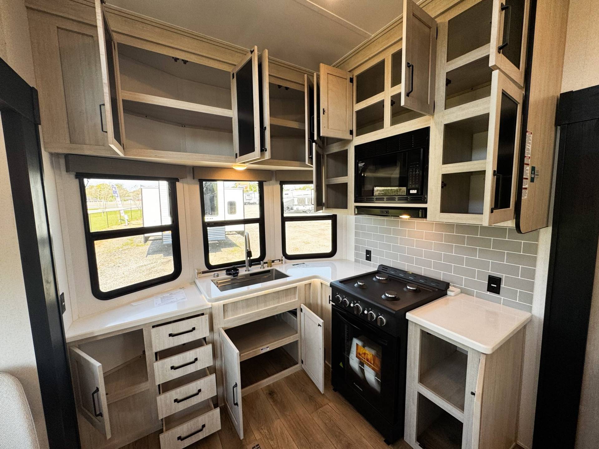 2026 Forest River 2026 Forest River Puma Destination - thumbnail 34