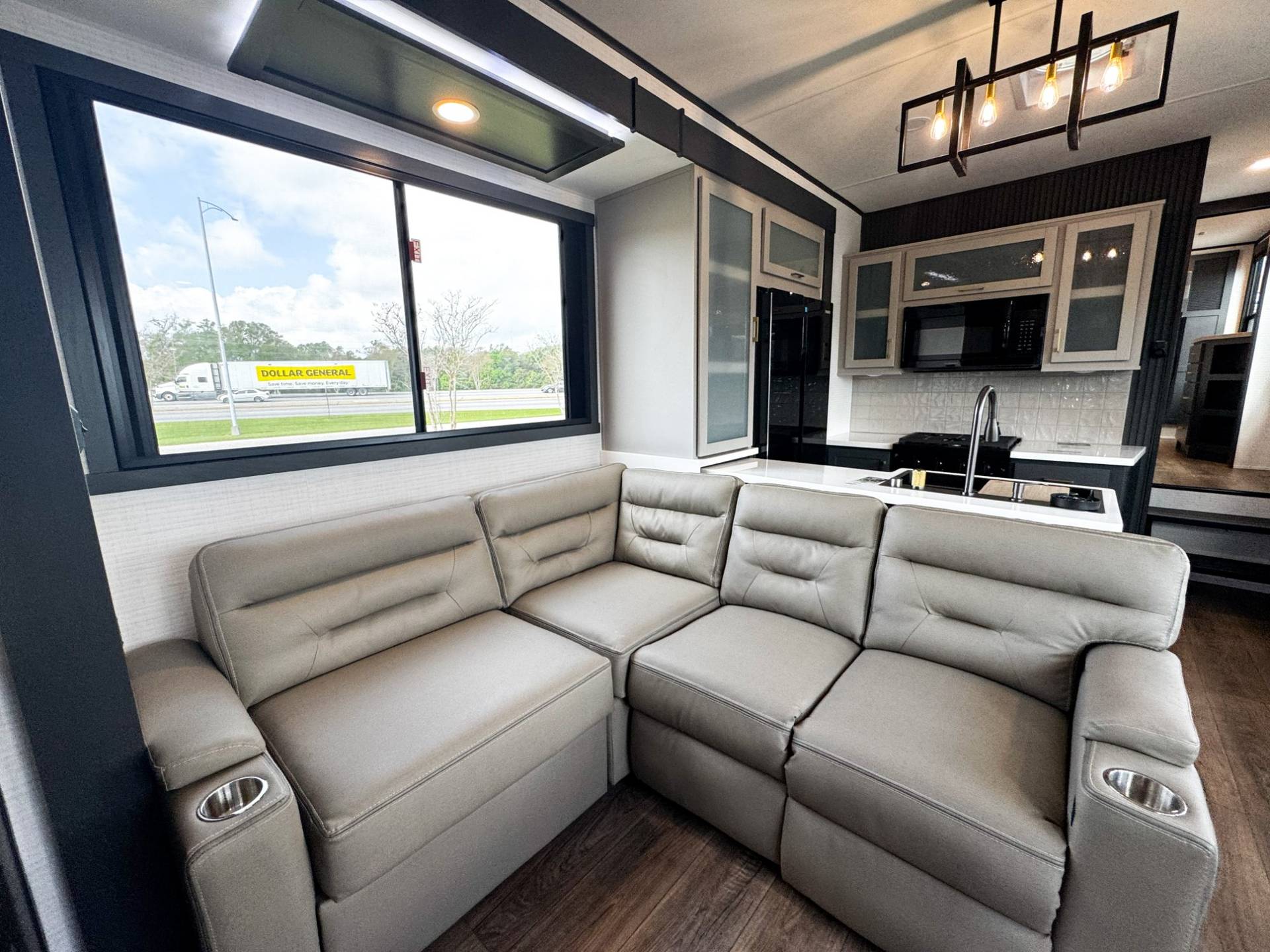 2026 Forest River 2026 Forest River Xlr Nitro Toy Hauler - thumbnail 15