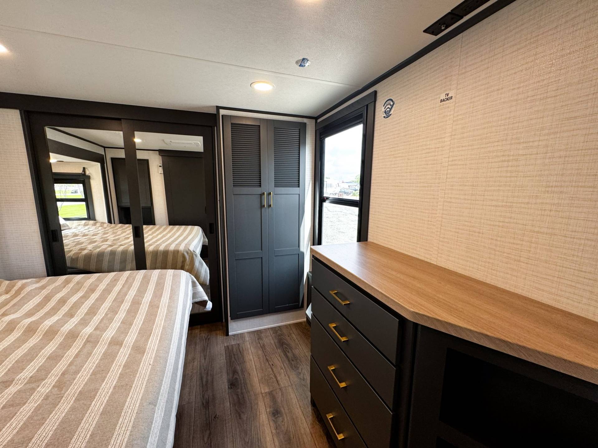 2026 Forest River 2026 Forest River Xlr Nitro Toy Hauler - thumbnail 31