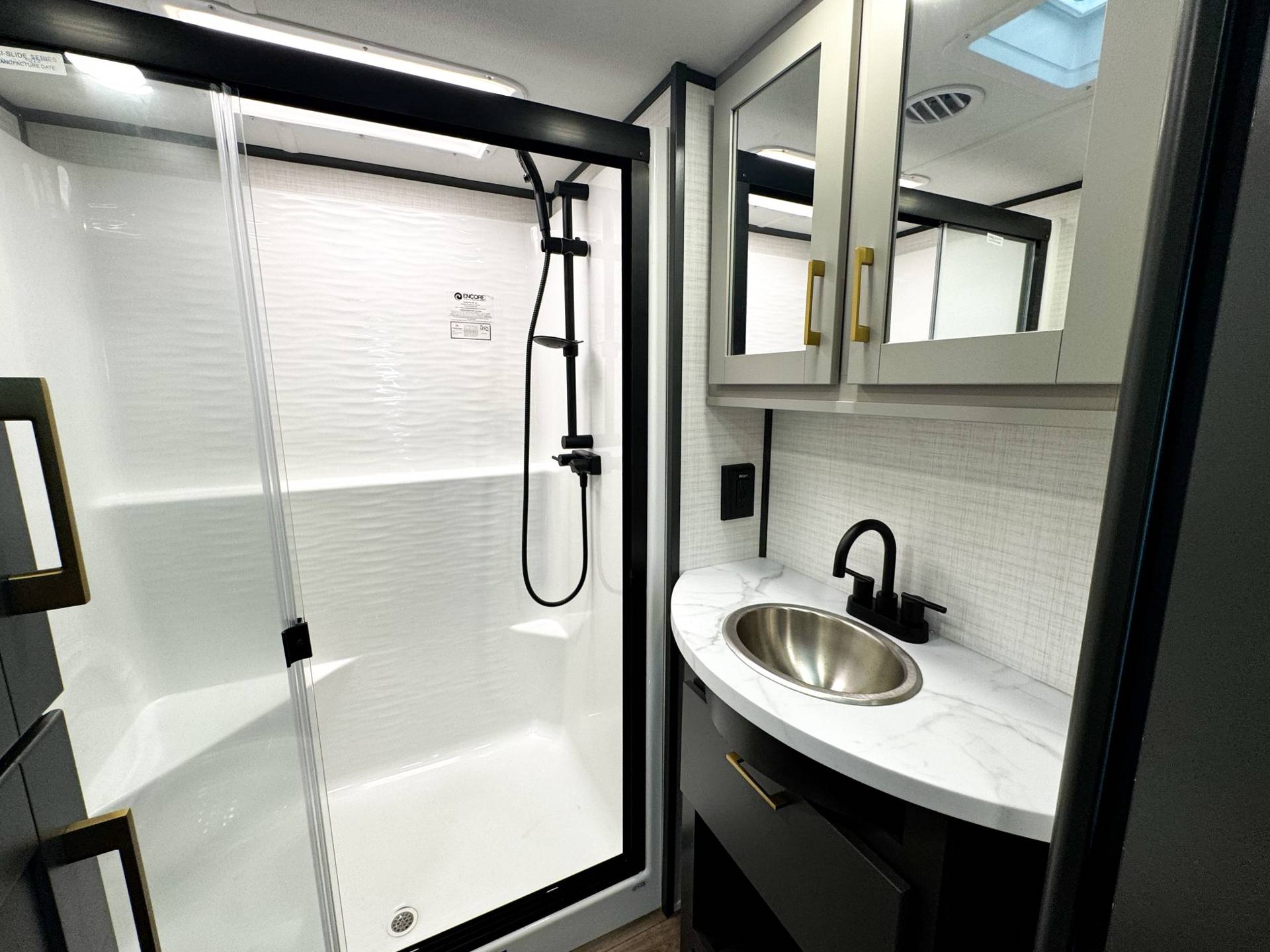 2026 Forest River 2026 Forest River Xlr Nitro Toy Hauler - thumbnail 35