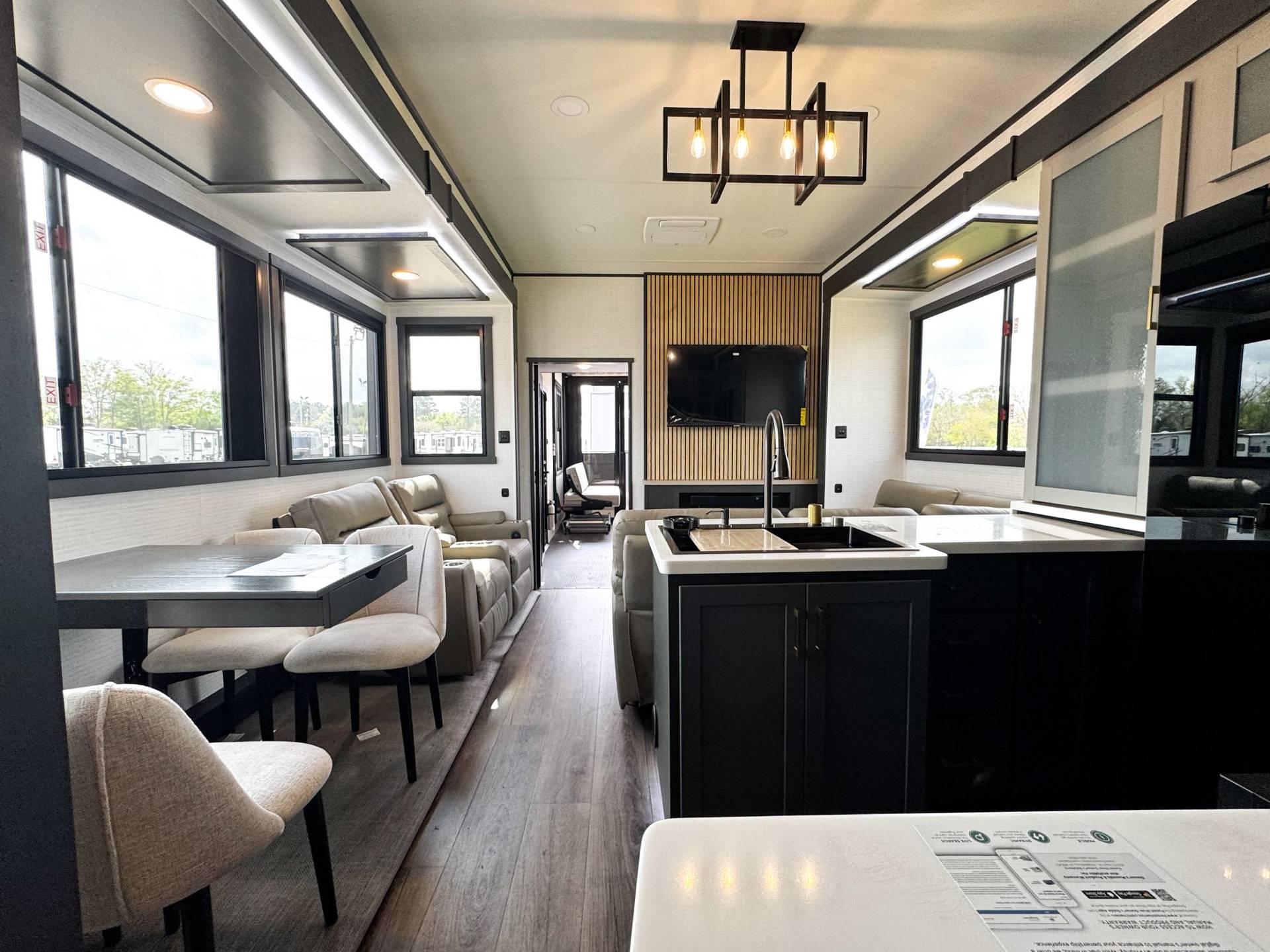 2026 Forest River 2026 Forest River Xlr Nitro Toy Hauler - thumbnail 47