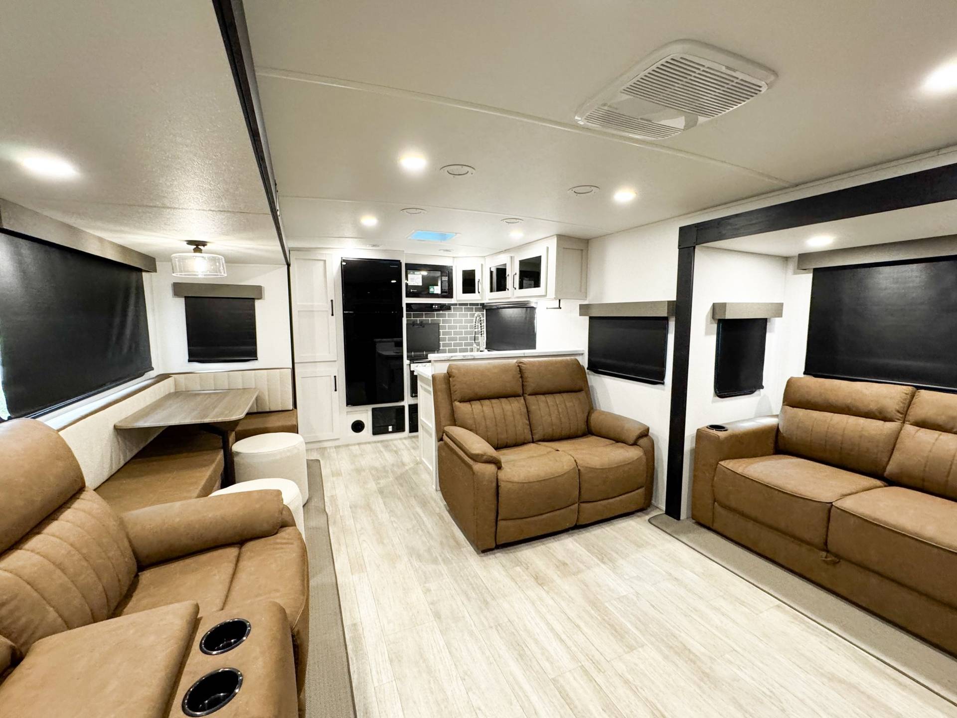 2026 Forest River 2026 Forest River Puma Tracks - thumbnail 4