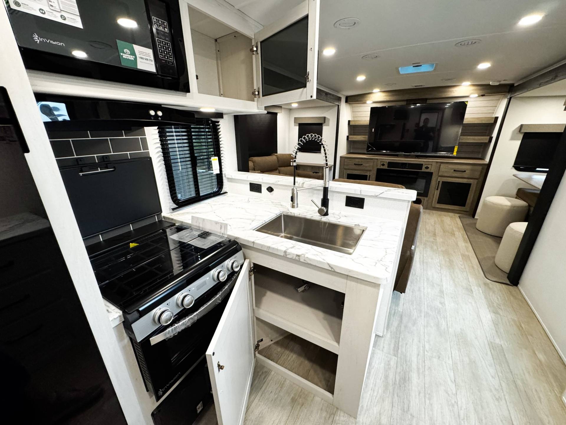 2026 Forest River 2026 Forest River Puma Tracks - thumbnail 5