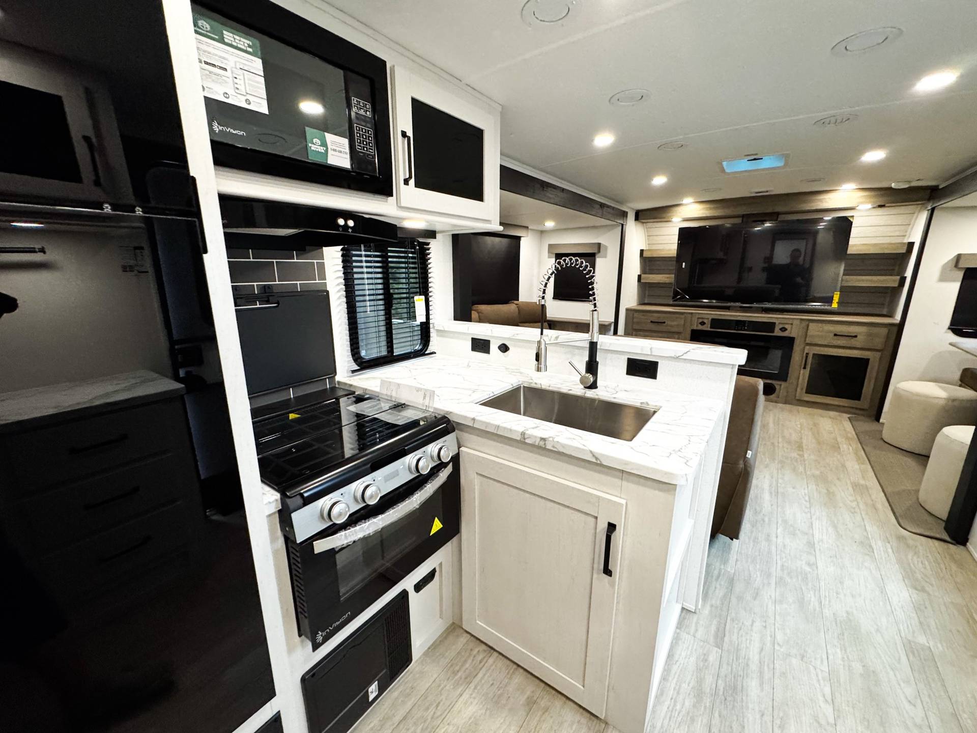 2026 Forest River 2026 Forest River Puma Tracks - thumbnail 4