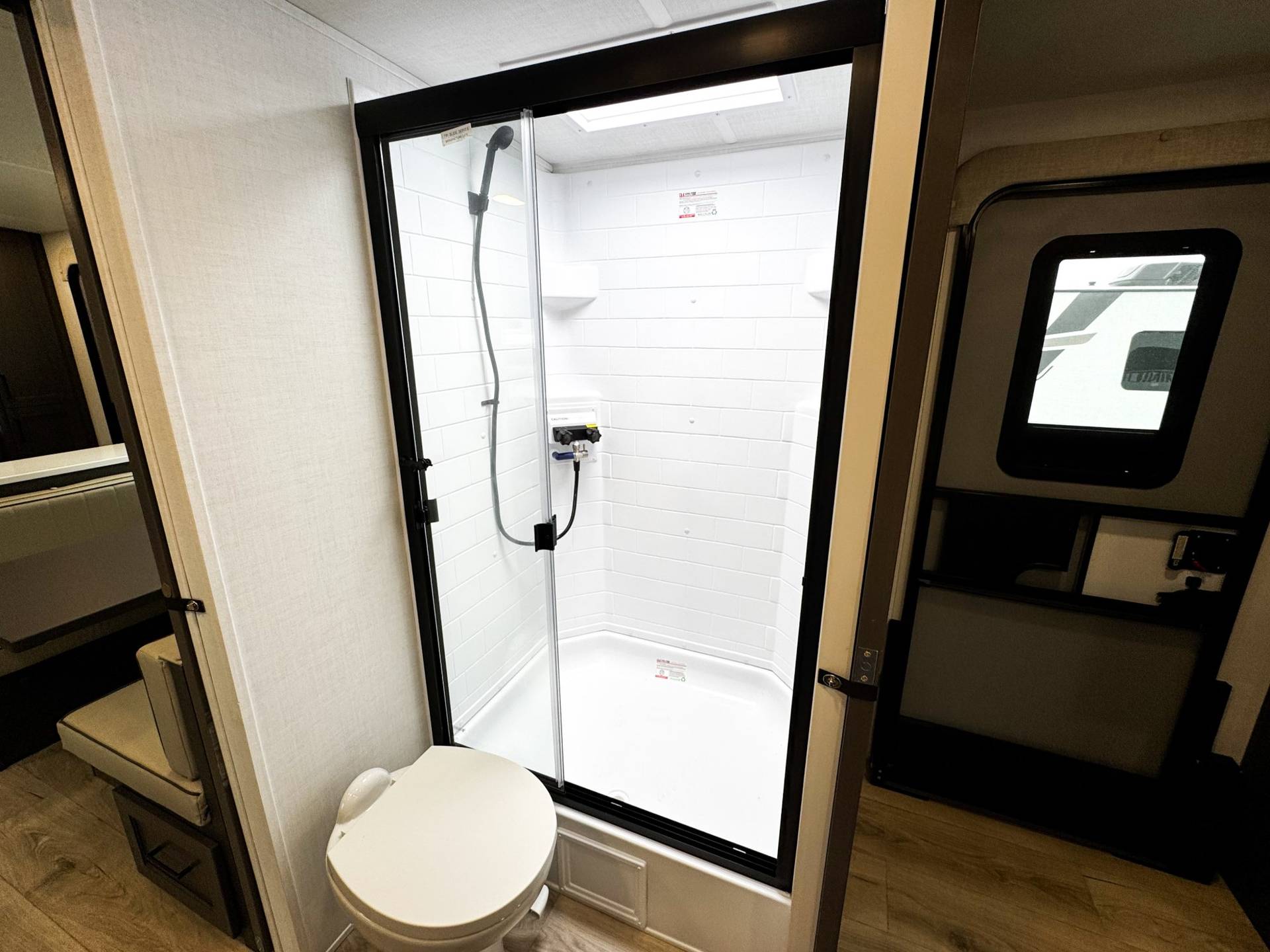 2026 Forest River 2026 Forest River Rockwood Ultra Lite - thumbnail 25