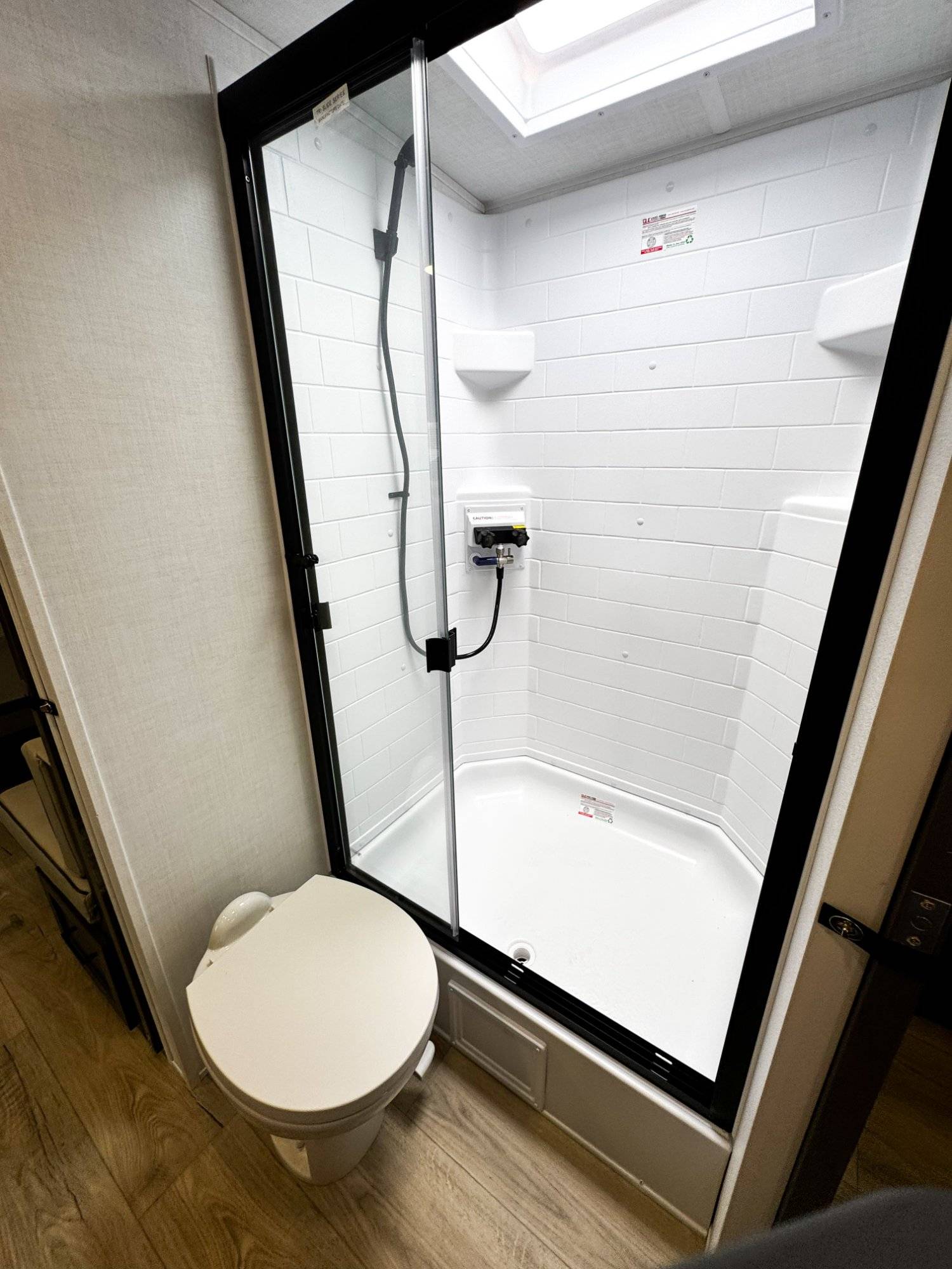 2026 Forest River 2026 Forest River Rockwood Ultra Lite - thumbnail 26