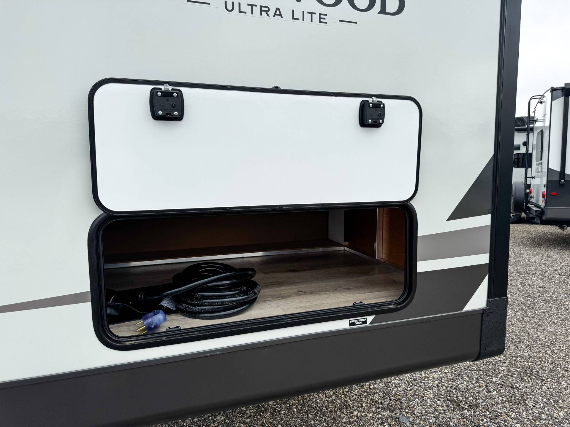 2026 Forest River 2026 Forest River Rockwood Ultra Lite - thumbnail 43