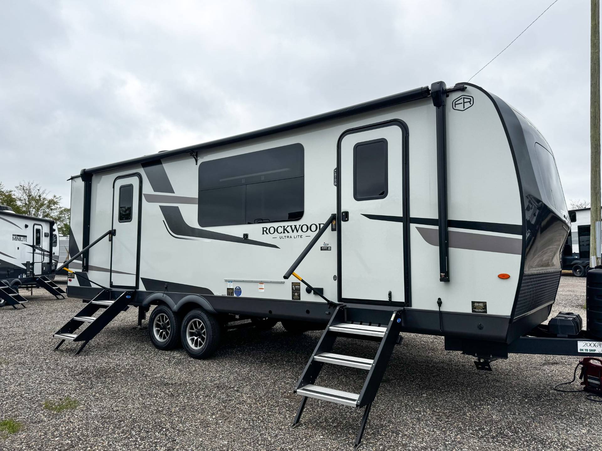2026 Forest River 2026 Forest River Rockwood Ultra Lite - thumbnail 44