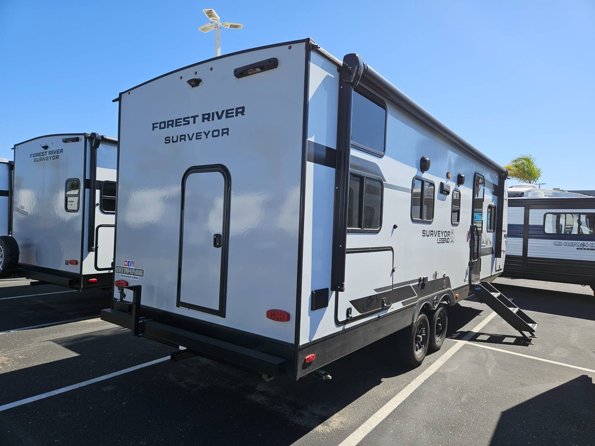 2026 Forest River RV 2026 Forest River RV Surveyor - thumbnail 3