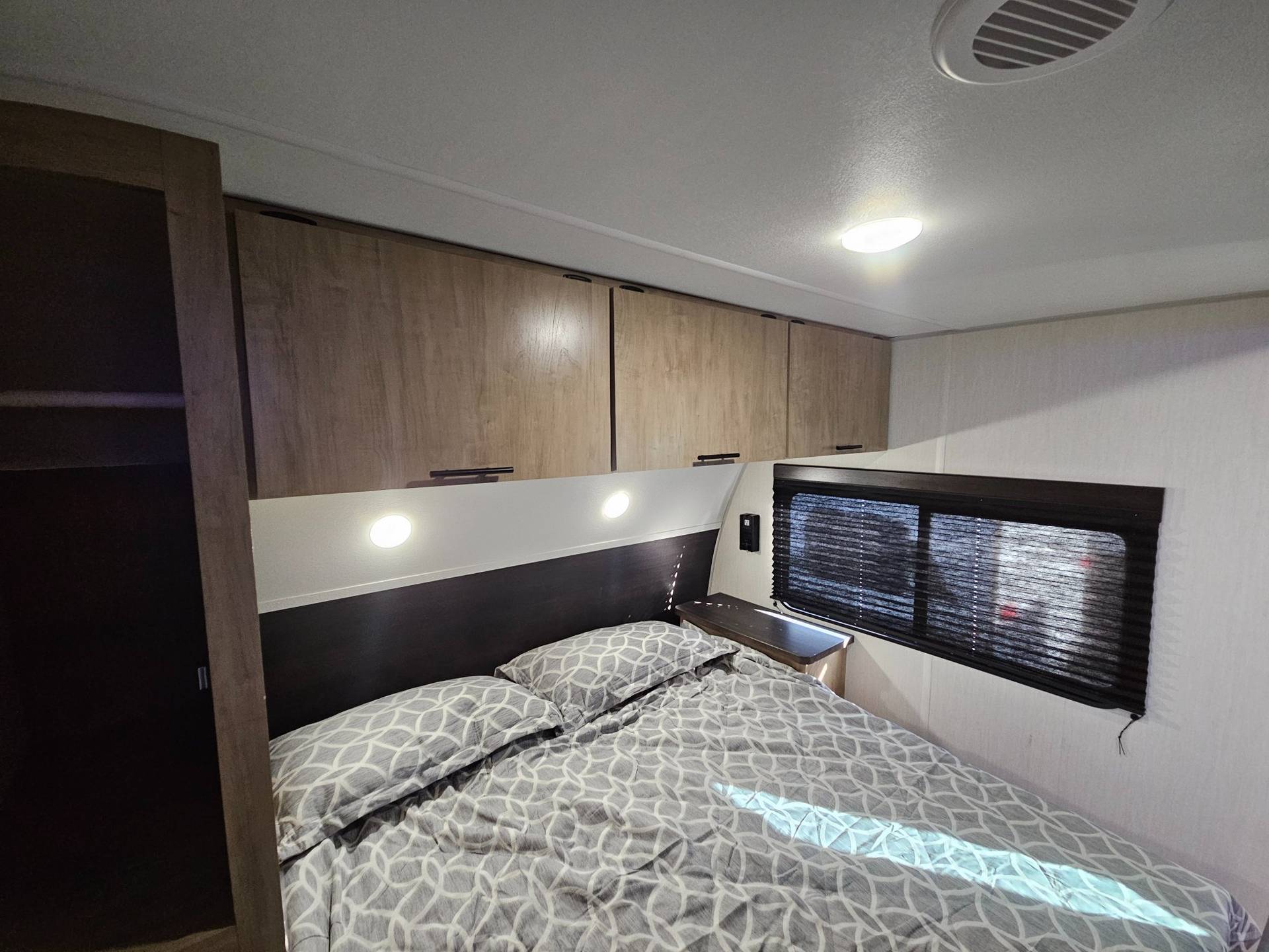 2026 Forest River RV 2026 Forest River RV Cherokee Grey Wolf - thumbnail 22