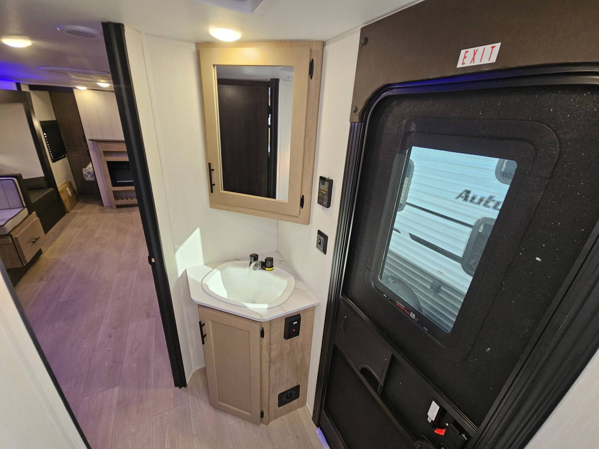 2026 Forest River RV 2026 Forest River RV Cherokee Grey Wolf - thumbnail 26