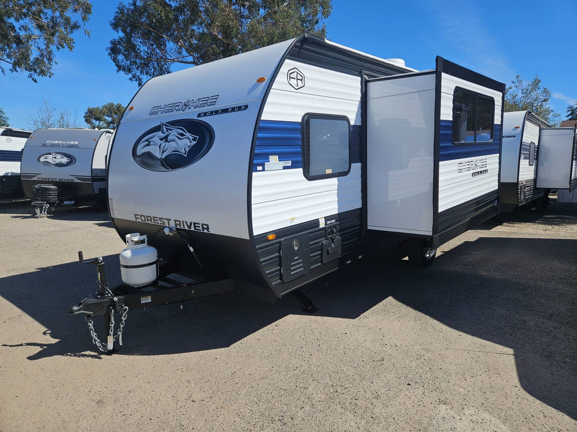 2026 Forest River RV 2026 Forest River RV Cherokee Wolf Pup - thumbnail 5