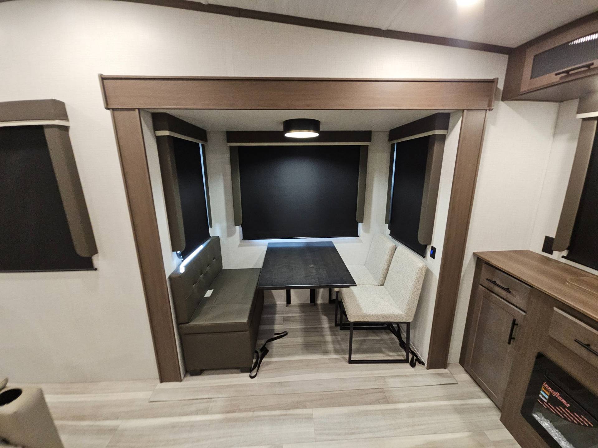 2026 Keystone RV 2026 Keystone RV Cougar - thumbnail 8