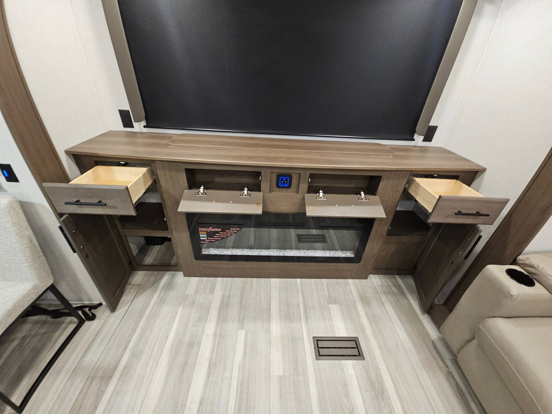 2026 Keystone RV 2026 Keystone RV Cougar - thumbnail 12