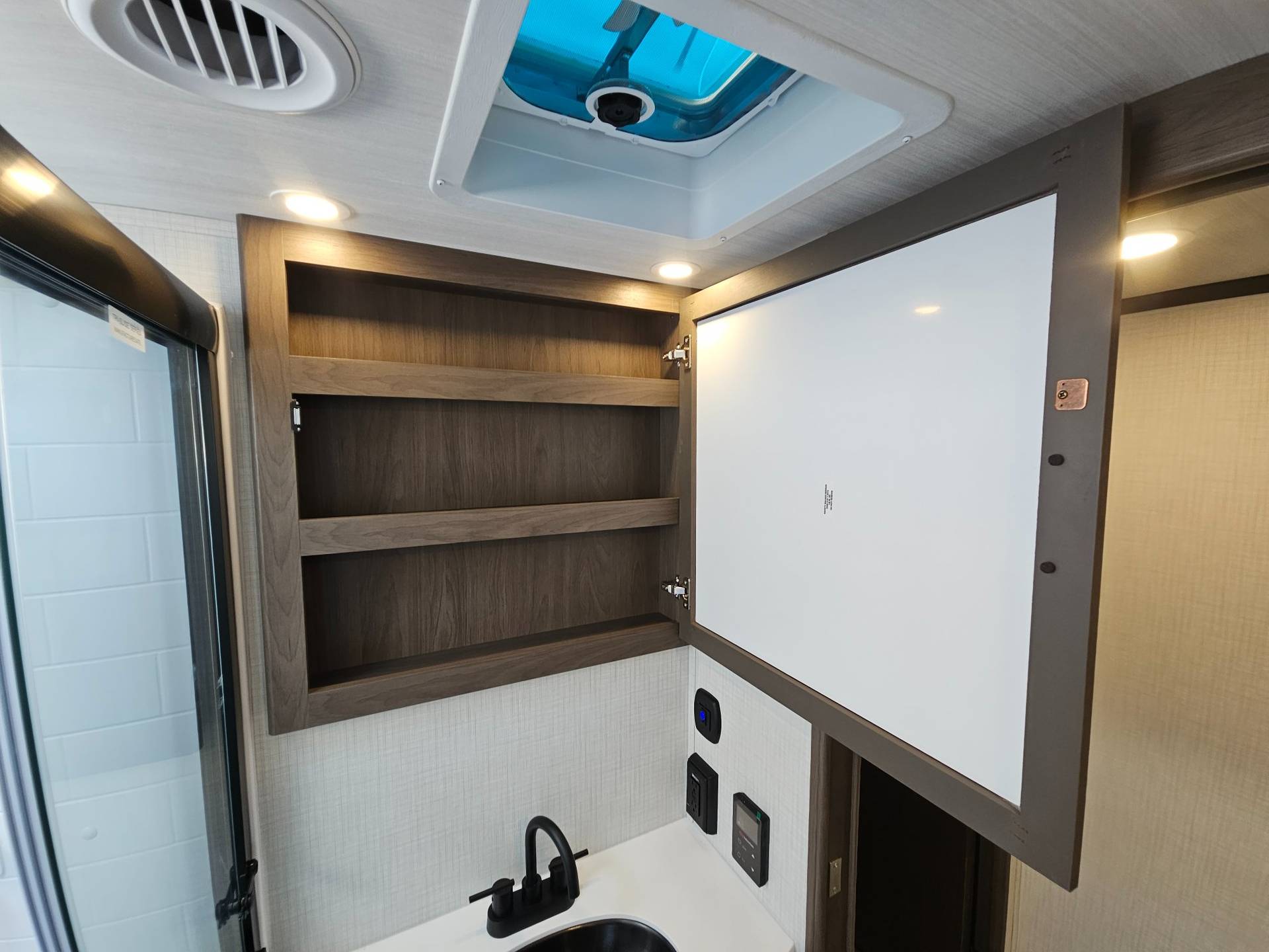 2026 Keystone RV 2026 Keystone RV Cougar - thumbnail 29