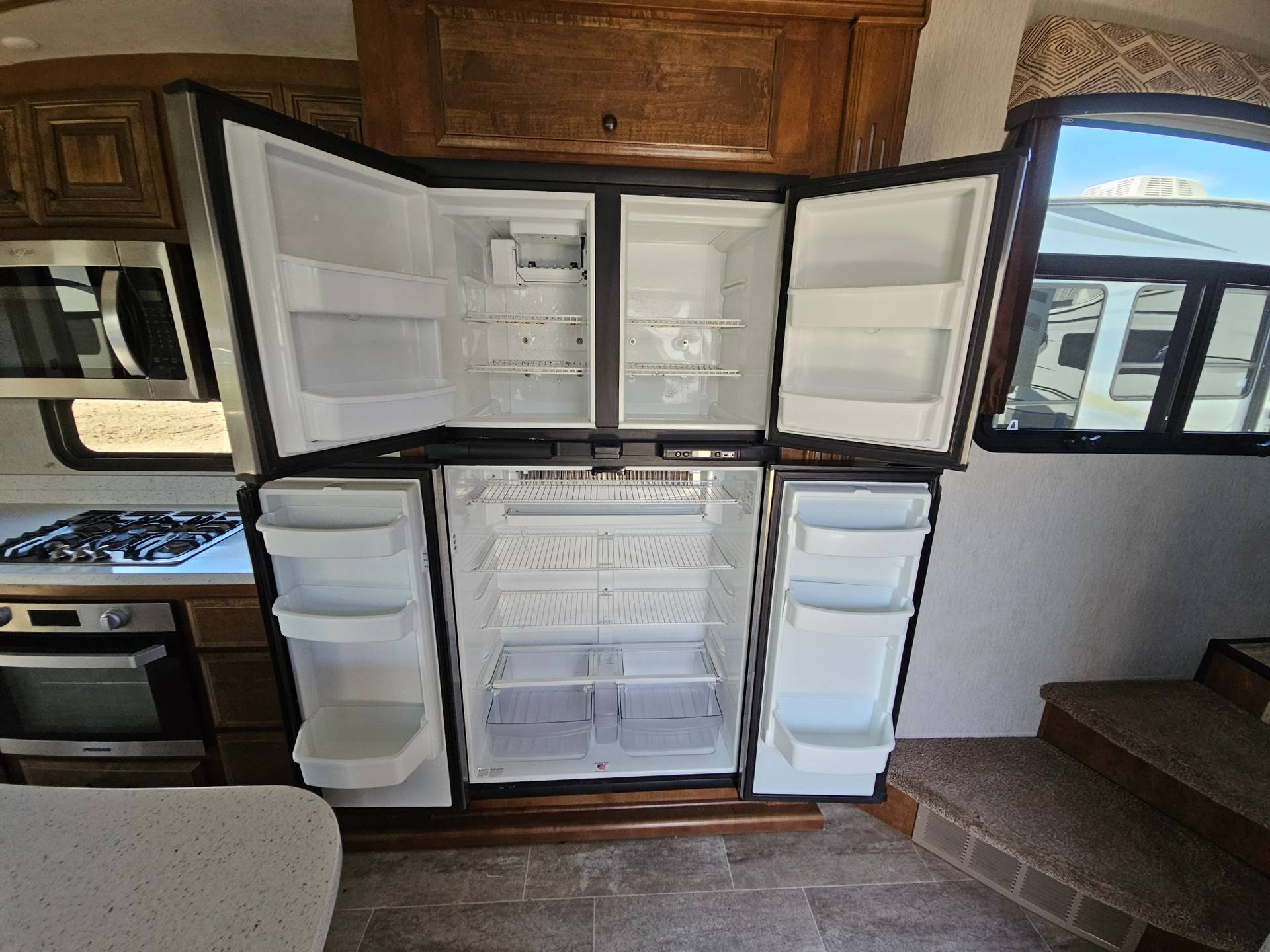 2019 Heartland 2019 Heartland Bighorn - thumbnail 16