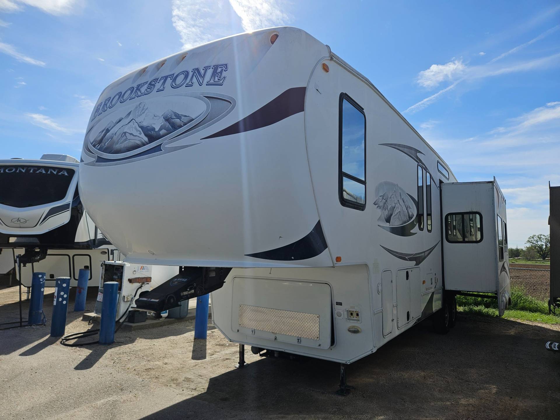 2011 Coachmen 2011 Coachmen Brookstone - thumbnail 4