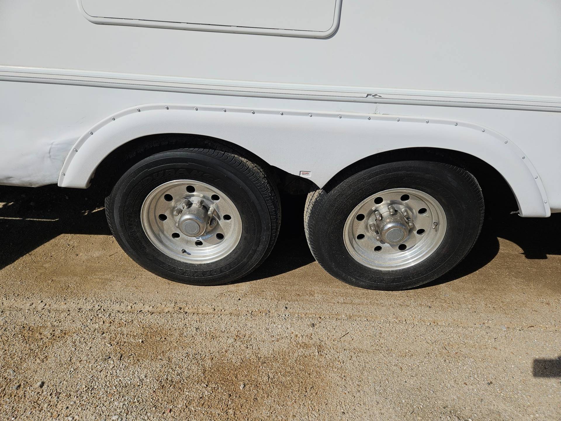 2011 Coachmen 2011 Coachmen Brookstone - thumbnail 23