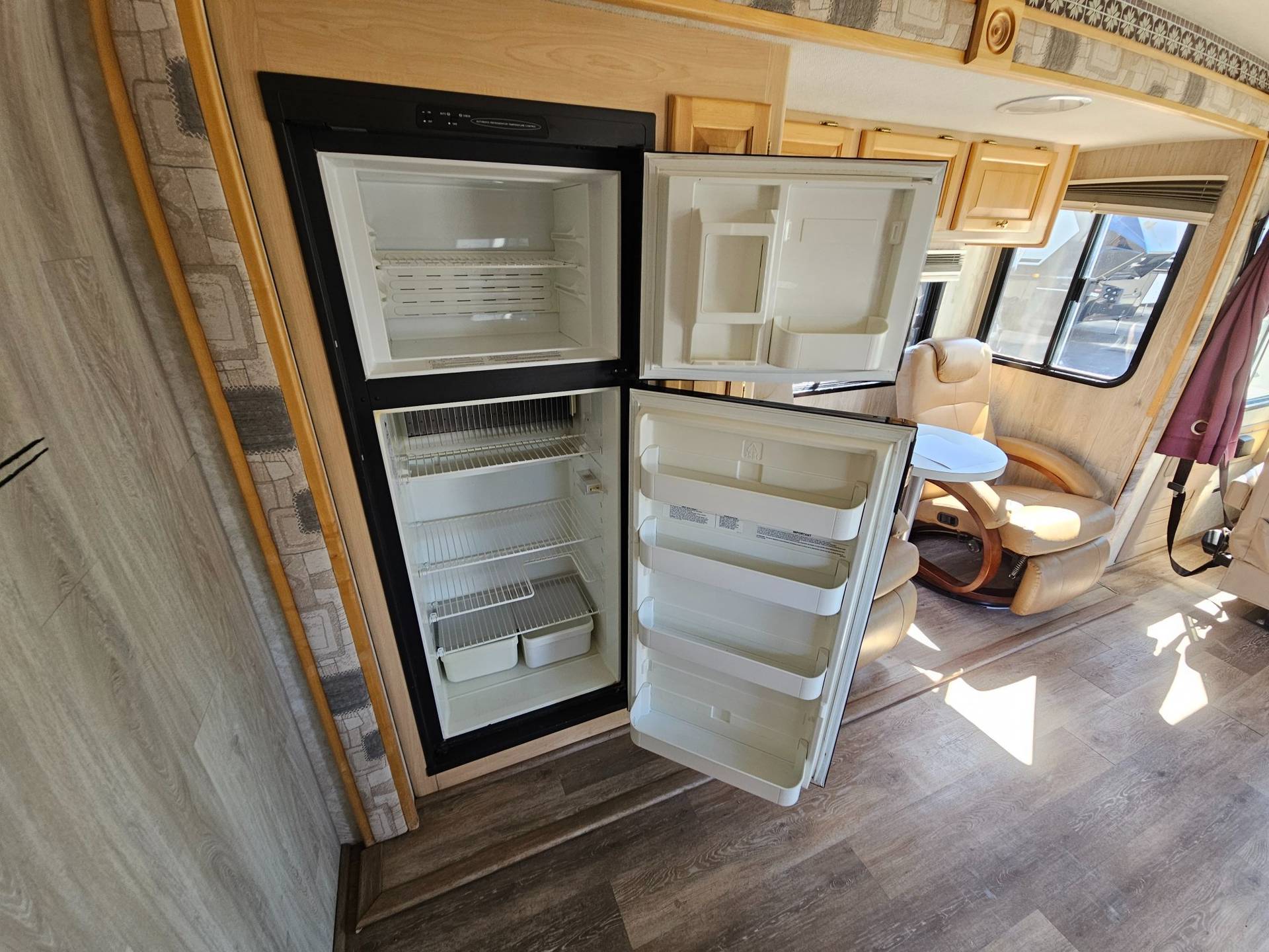 2004 Tiffin Motorhomes 2004 Tiffin Motorhomes Allegro - thumbnail 15