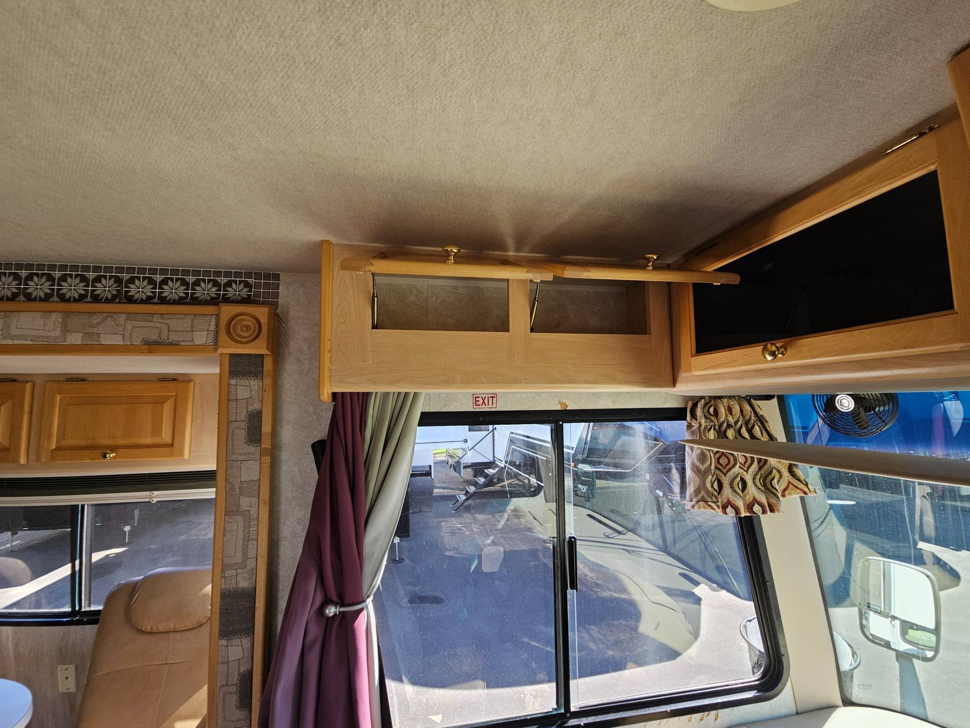 2004 Tiffin Motorhomes 2004 Tiffin Motorhomes Allegro - thumbnail 28