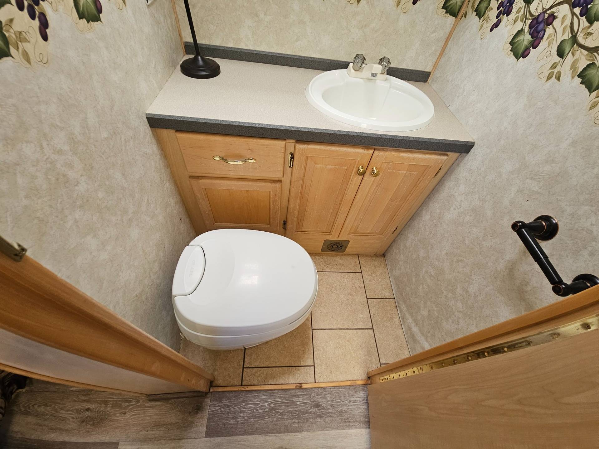 2004 Tiffin Motorhomes 2004 Tiffin Motorhomes Allegro - thumbnail 32