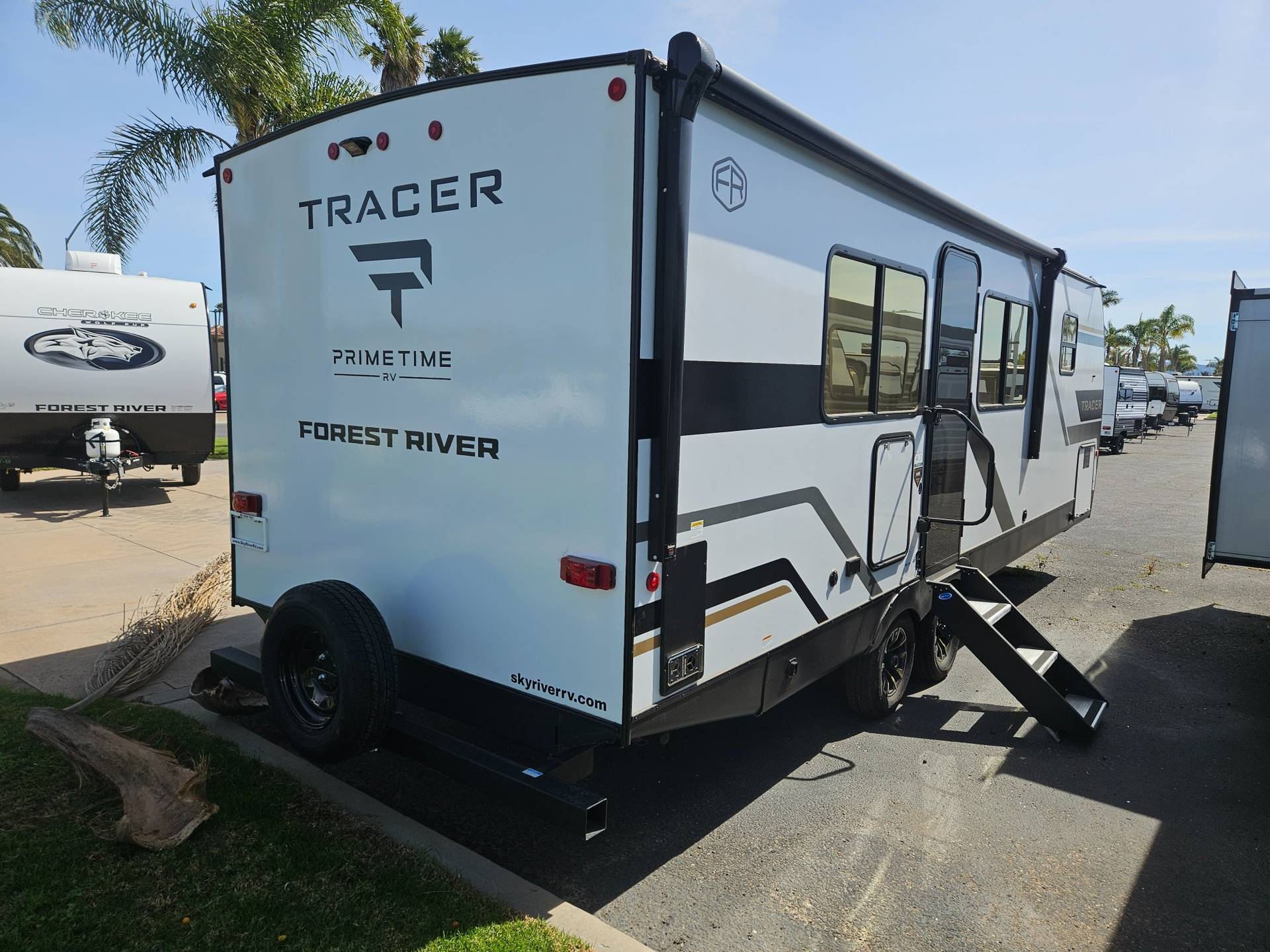 2026 Prime Time RV 2026 Prime Time RV Tracer - thumbnail 3