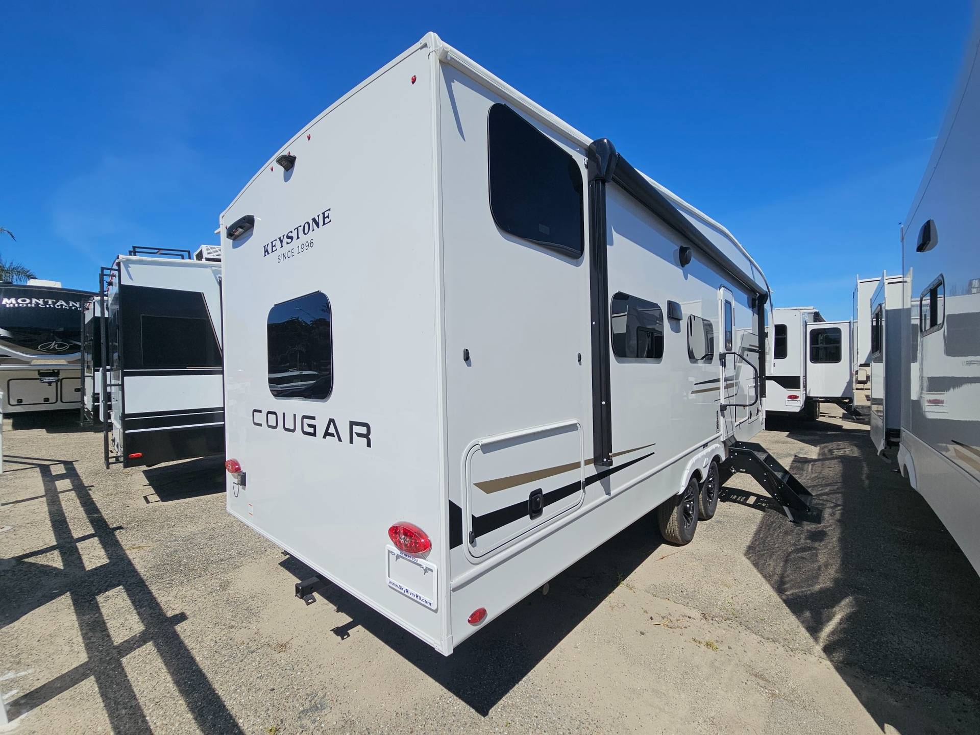 2026 Keystone RV 2026 Keystone RV Cougar Sport - thumbnail 3