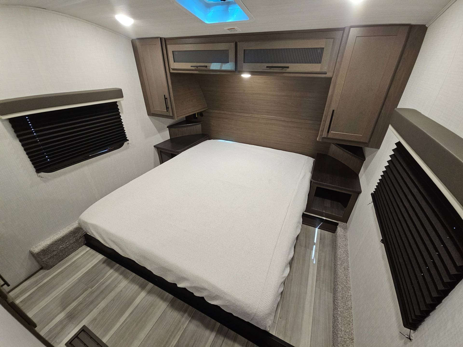 2026 Keystone RV 2026 Keystone RV Cougar Sport - thumbnail 35