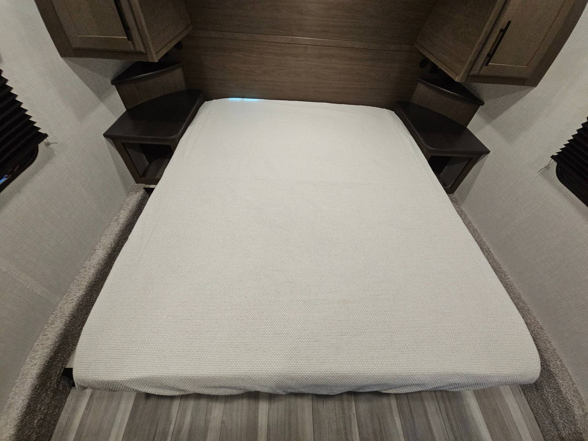 2026 Keystone RV 2026 Keystone RV Cougar Sport - thumbnail 36