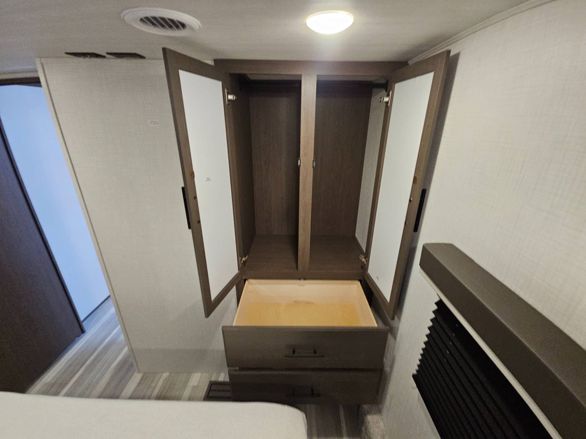 2026 Keystone RV 2026 Keystone RV Cougar Sport - thumbnail 40