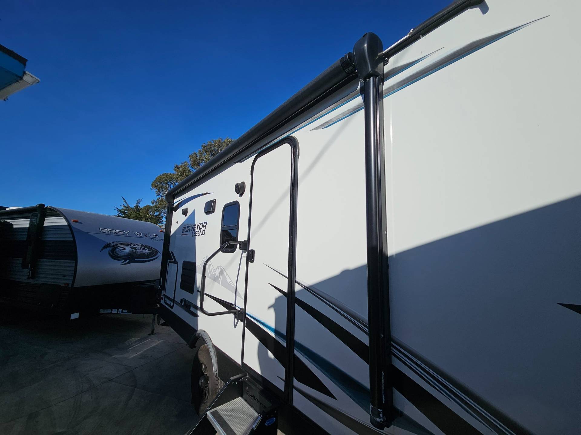 2022 Forest River RV 2022 Forest River RV Surveyor Legend - thumbnail 33