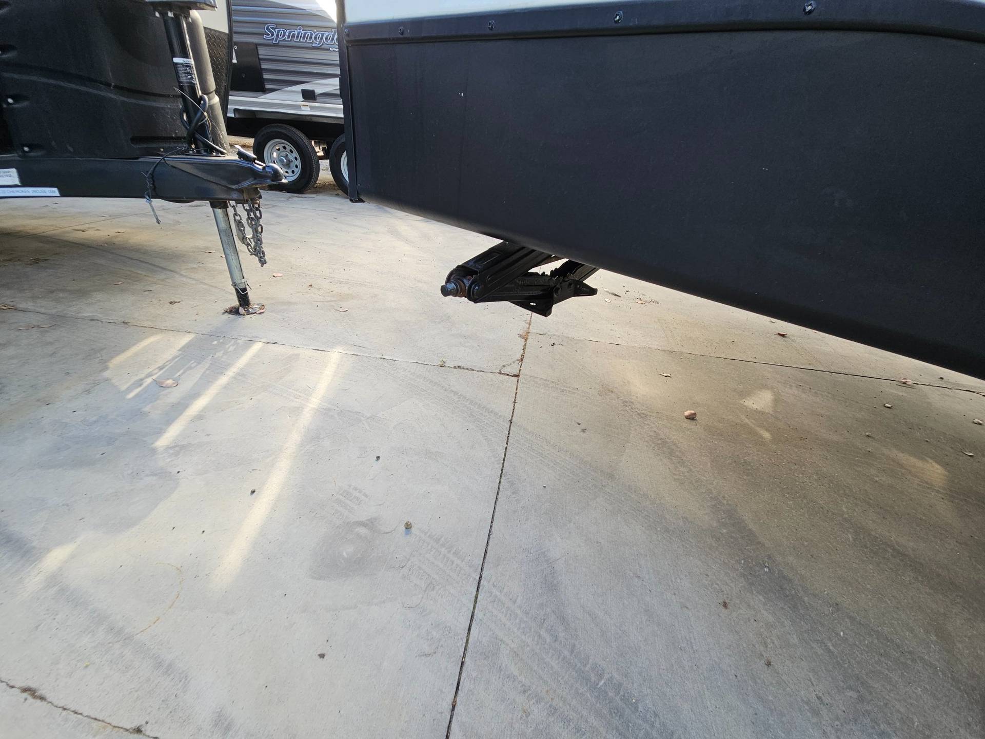 2022 Forest River RV 2022 Forest River RV Surveyor Legend - thumbnail 37