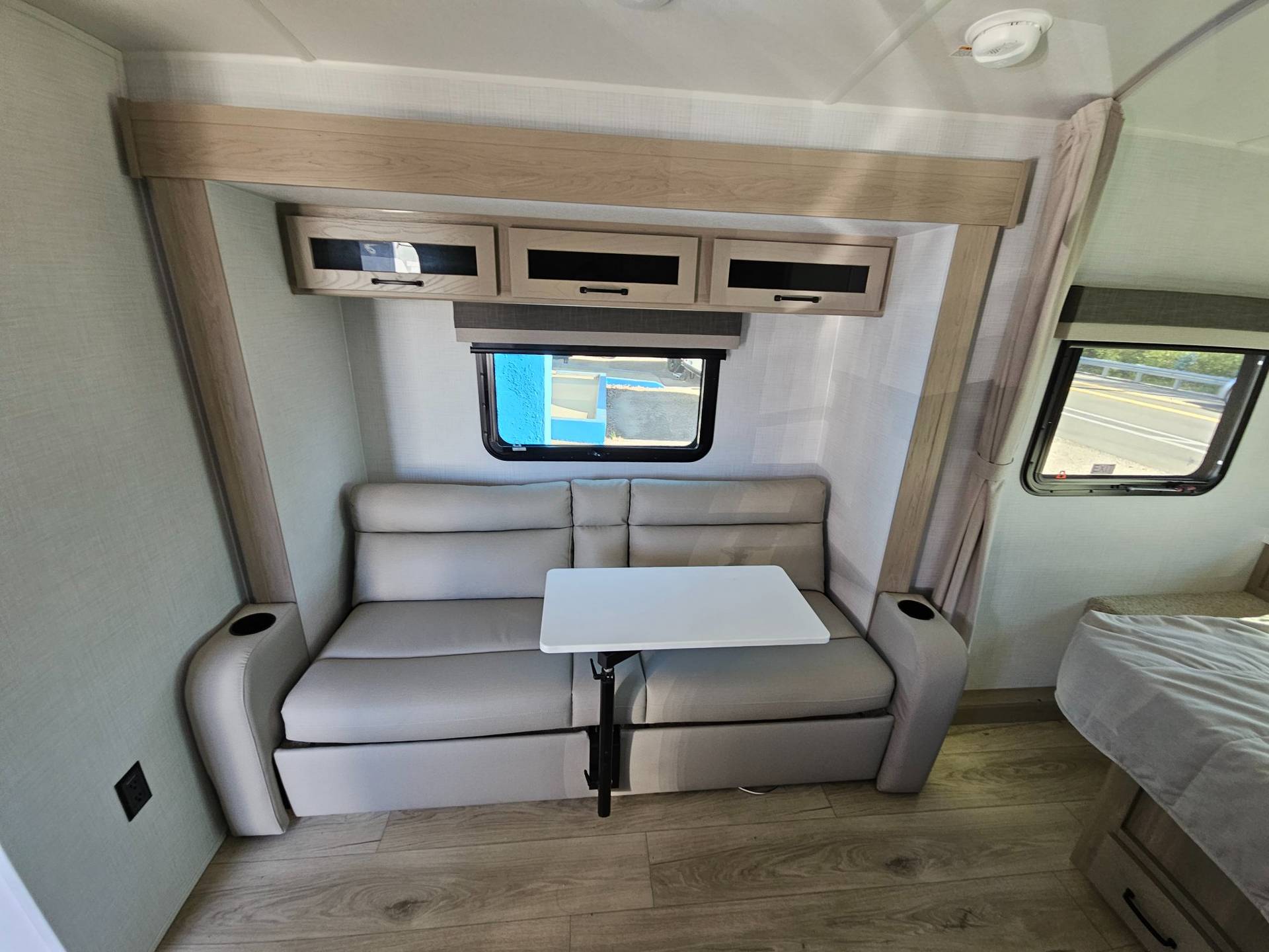 2025 Forest River RV 2025 Forest River RV Rockwood Mini Lite - thumbnail 6