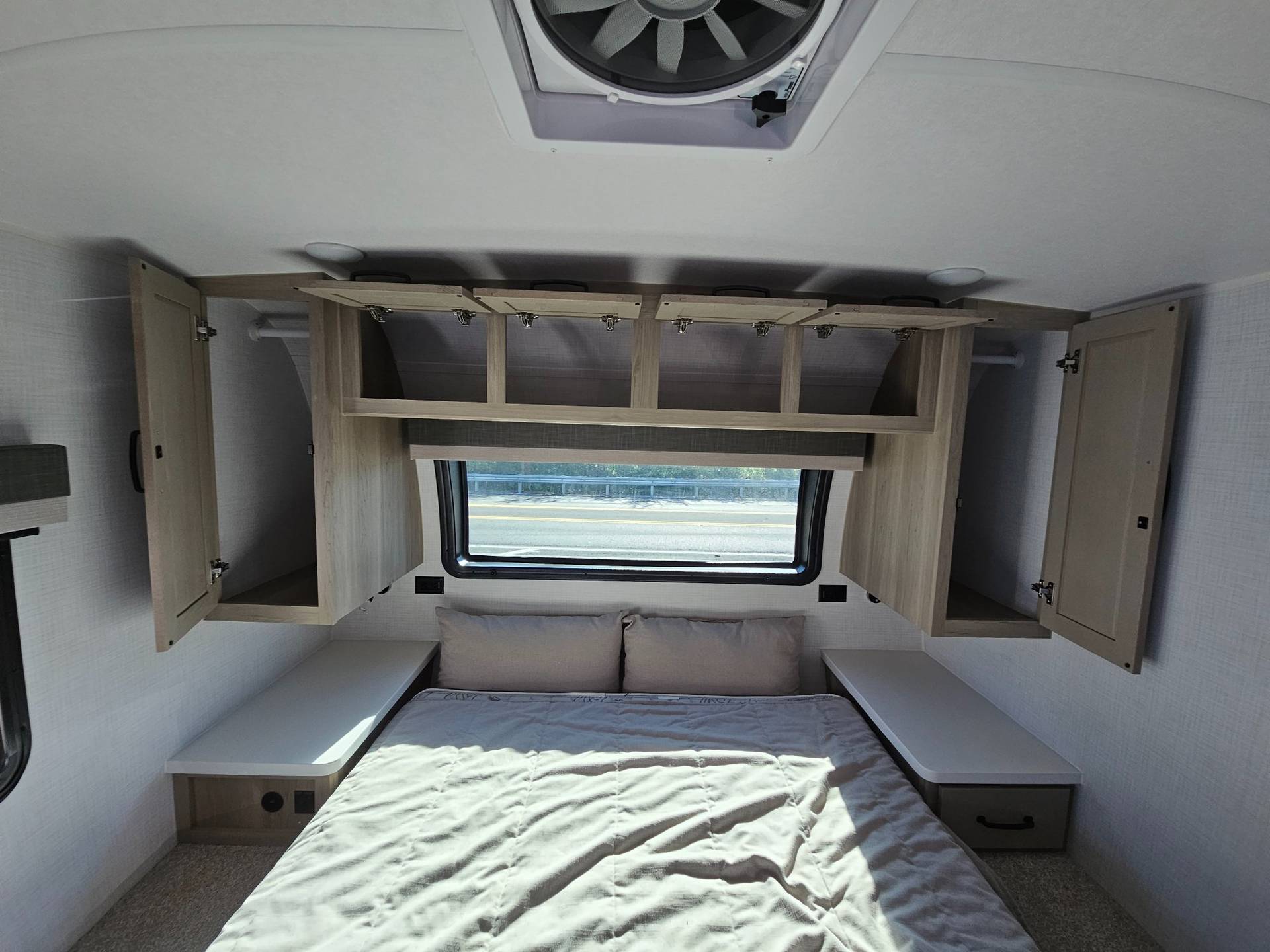 2025 Forest River RV 2025 Forest River RV Rockwood Mini Lite - thumbnail 11