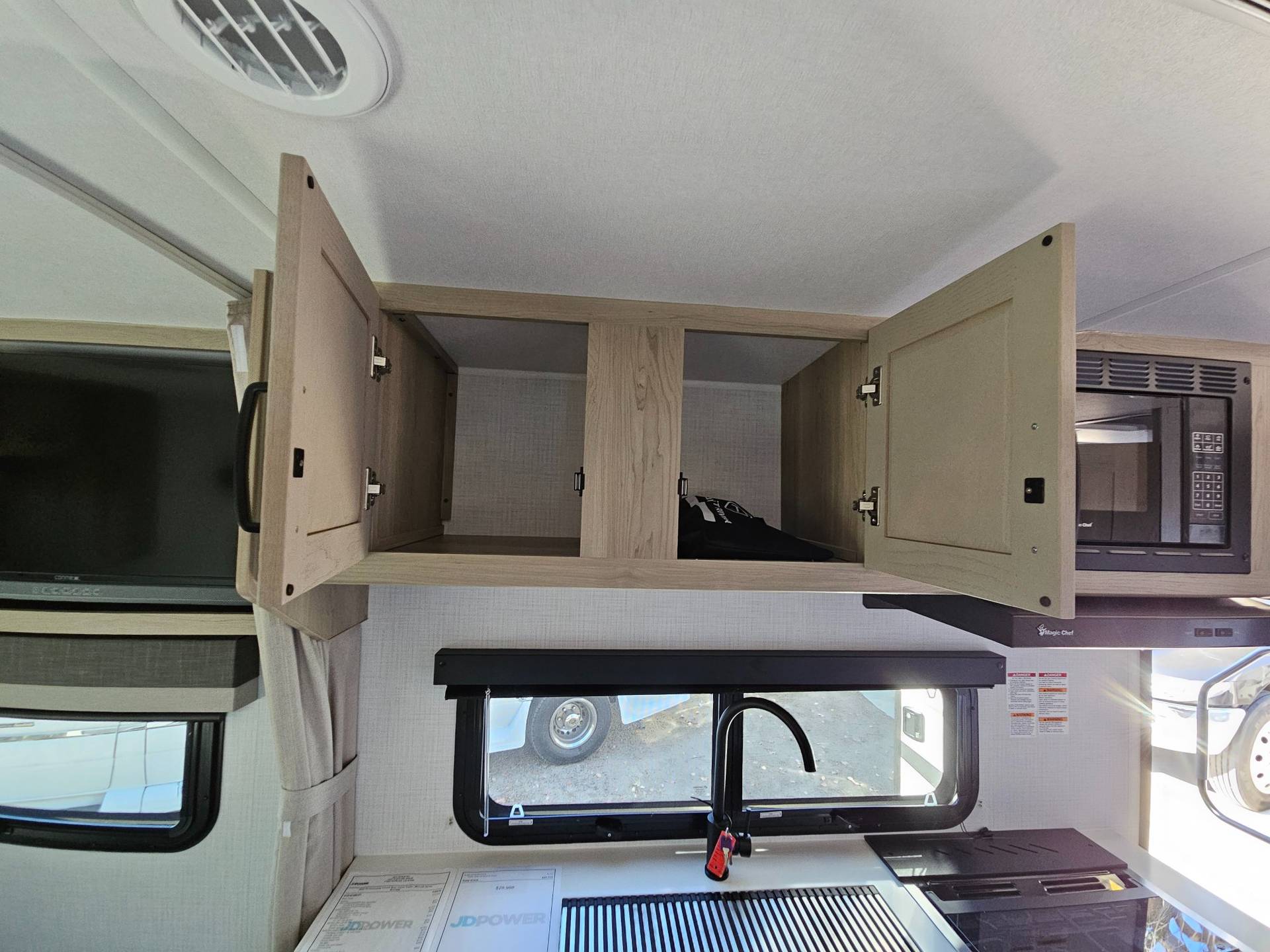 2025 Forest River RV 2025 Forest River RV Rockwood Mini Lite - thumbnail 15