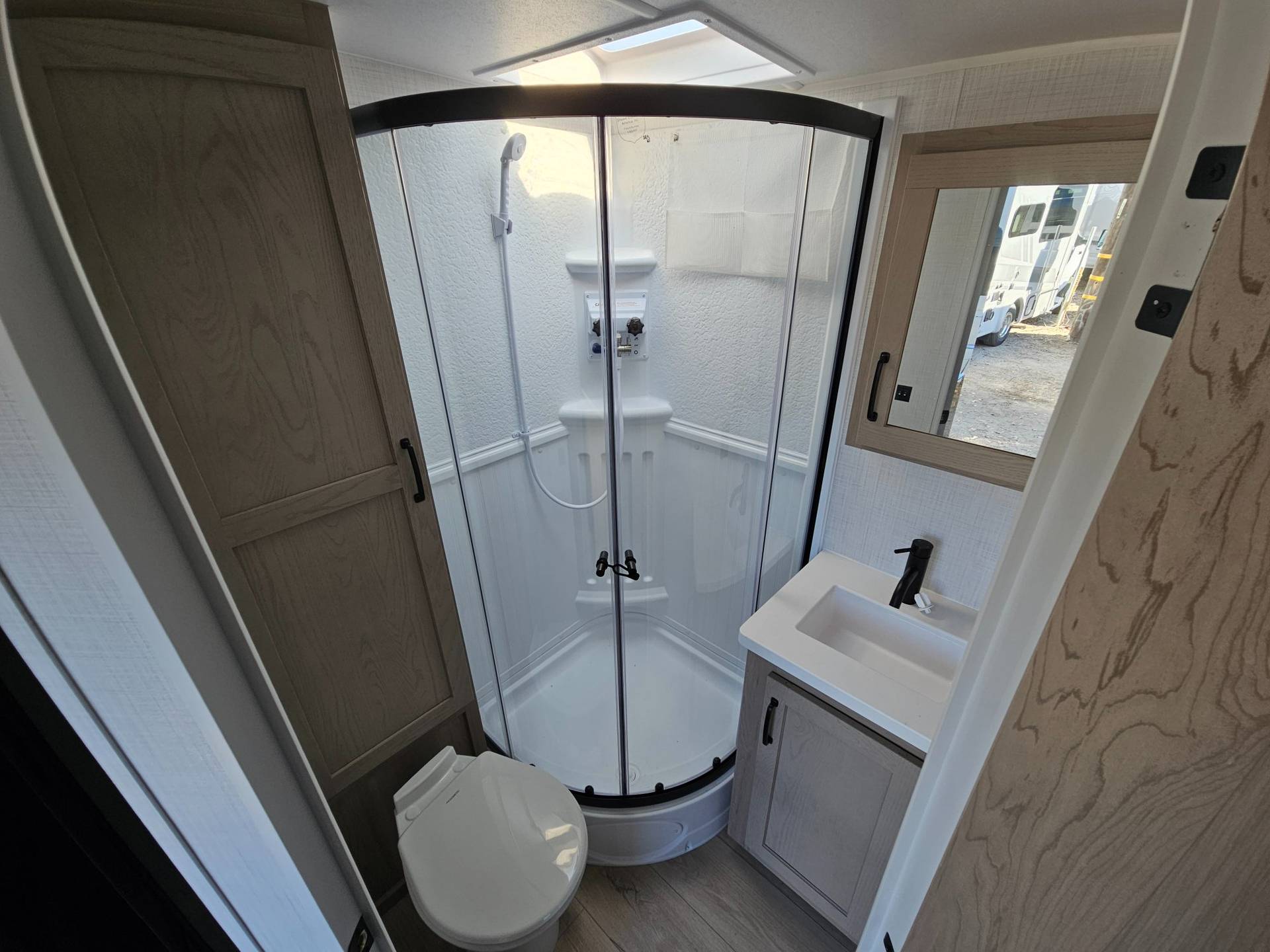 2025 Forest River RV 2025 Forest River RV Rockwood Mini Lite - thumbnail 21