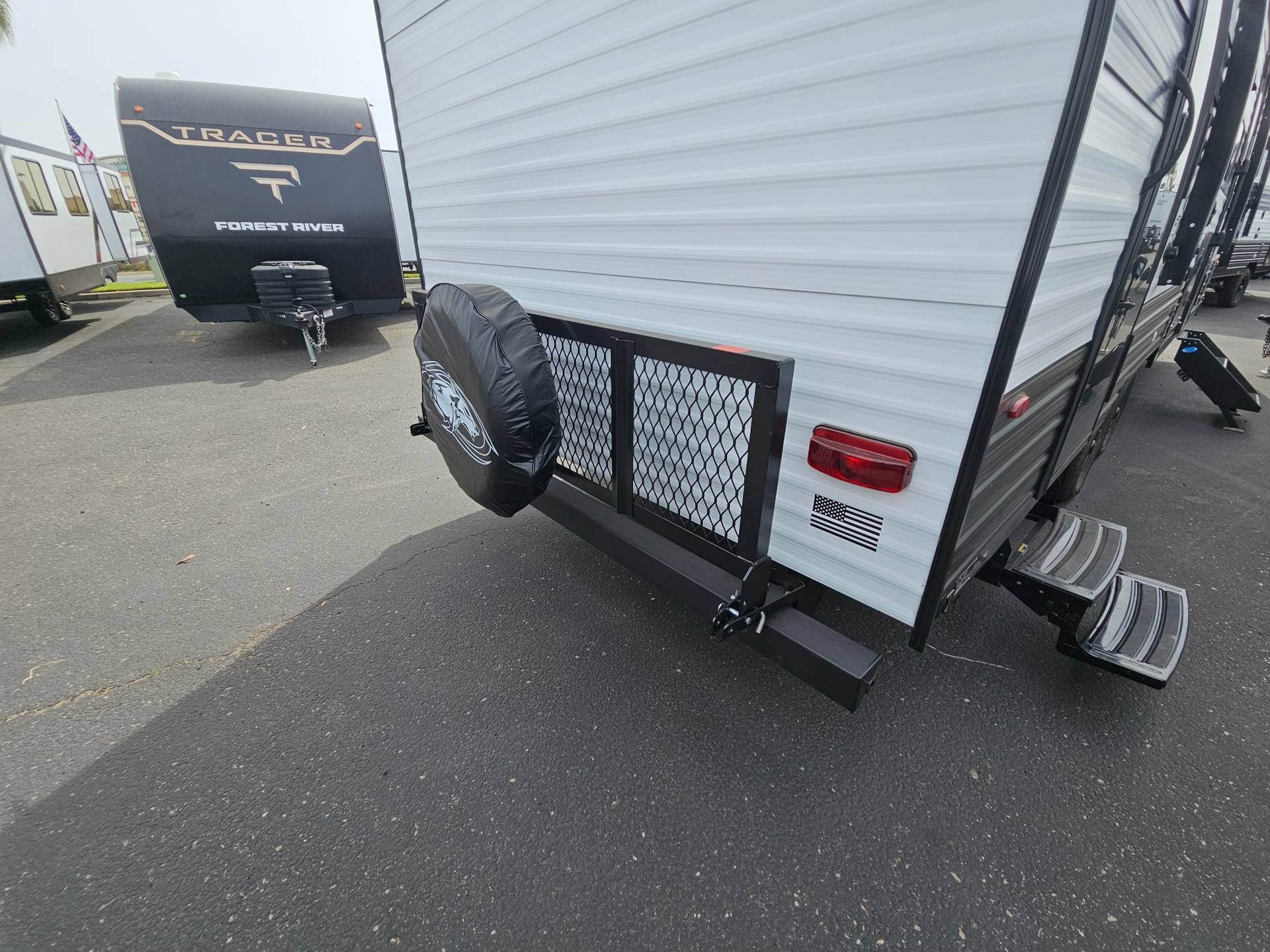 2026 Forest River RV 2026 Forest River RV Cherokee Grey Wolf - thumbnail 16