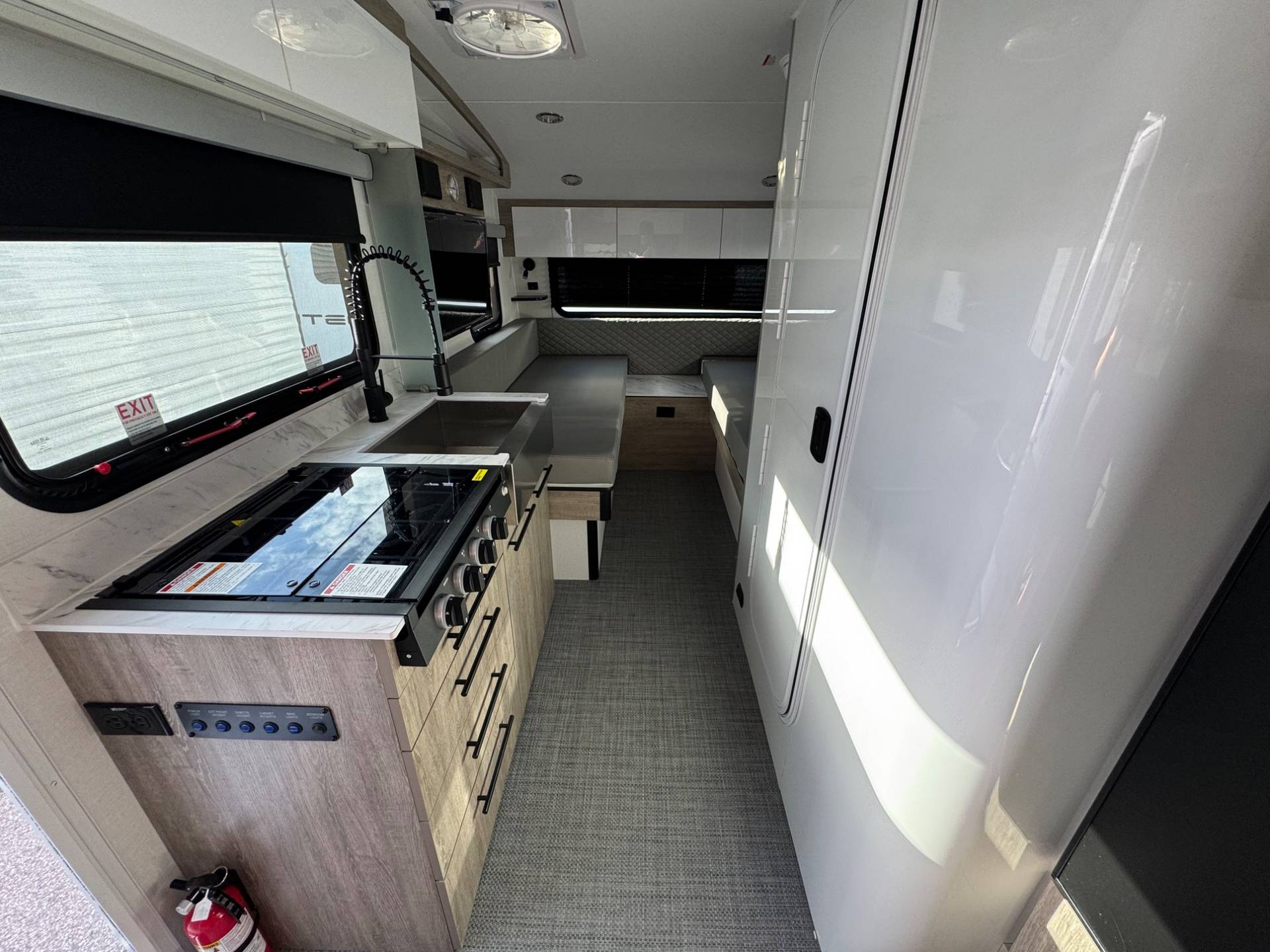 2026 inTech RV 2026 inTech RV Sol - thumbnail 8