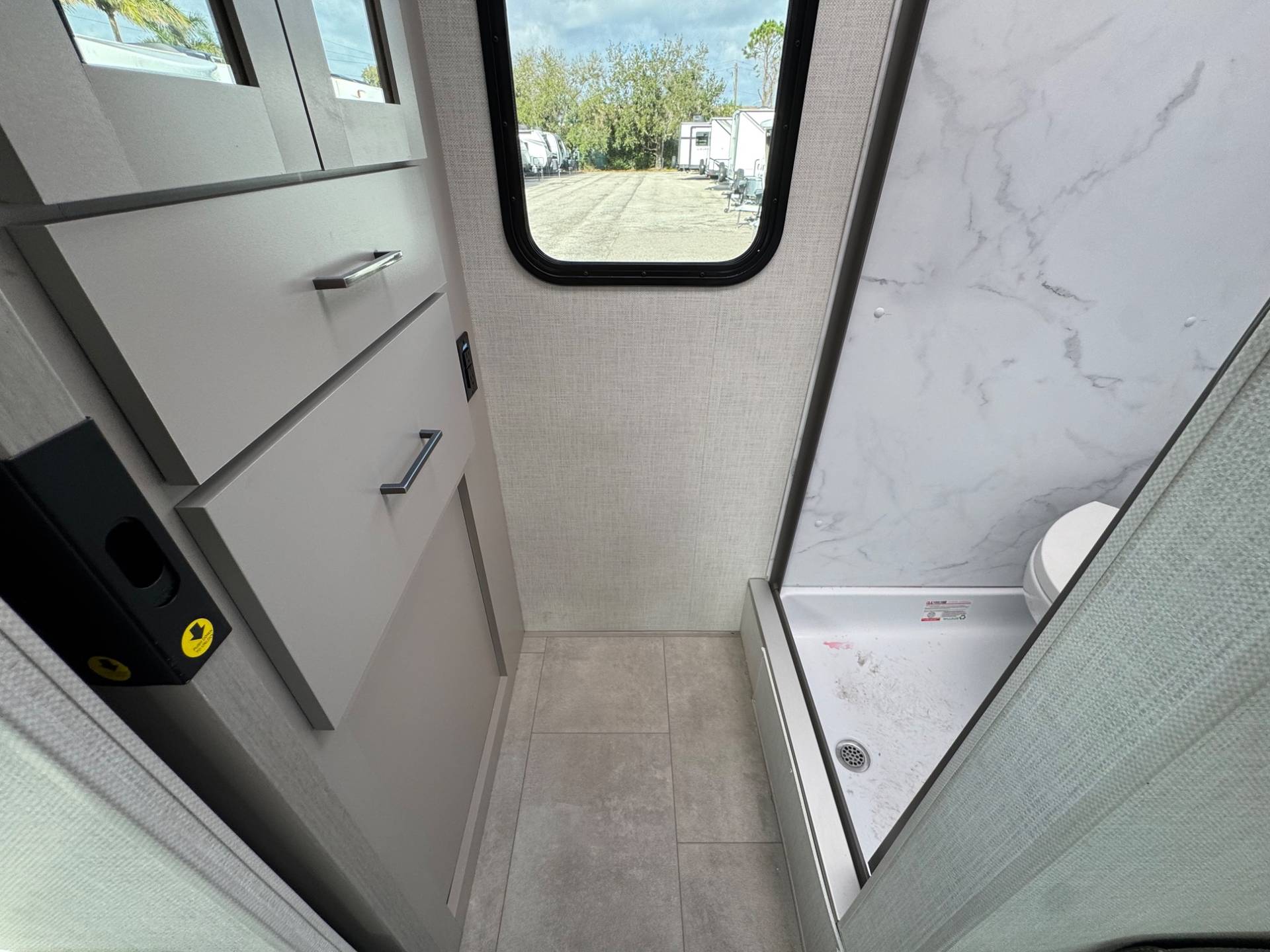 2026 Thor Motor Coach 2026 Thor Motor Coach Quantum - thumbnail 15