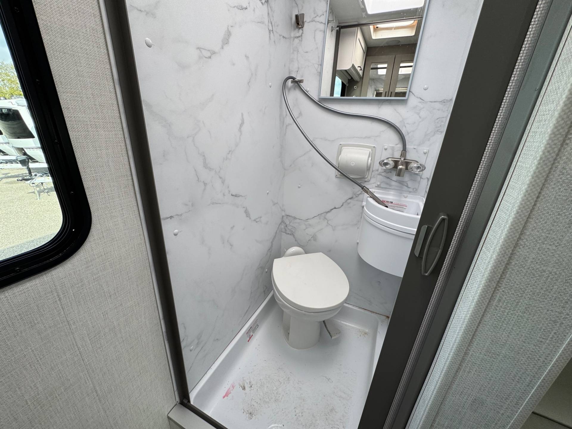 2026 Thor Motor Coach 2026 Thor Motor Coach Quantum - thumbnail 16