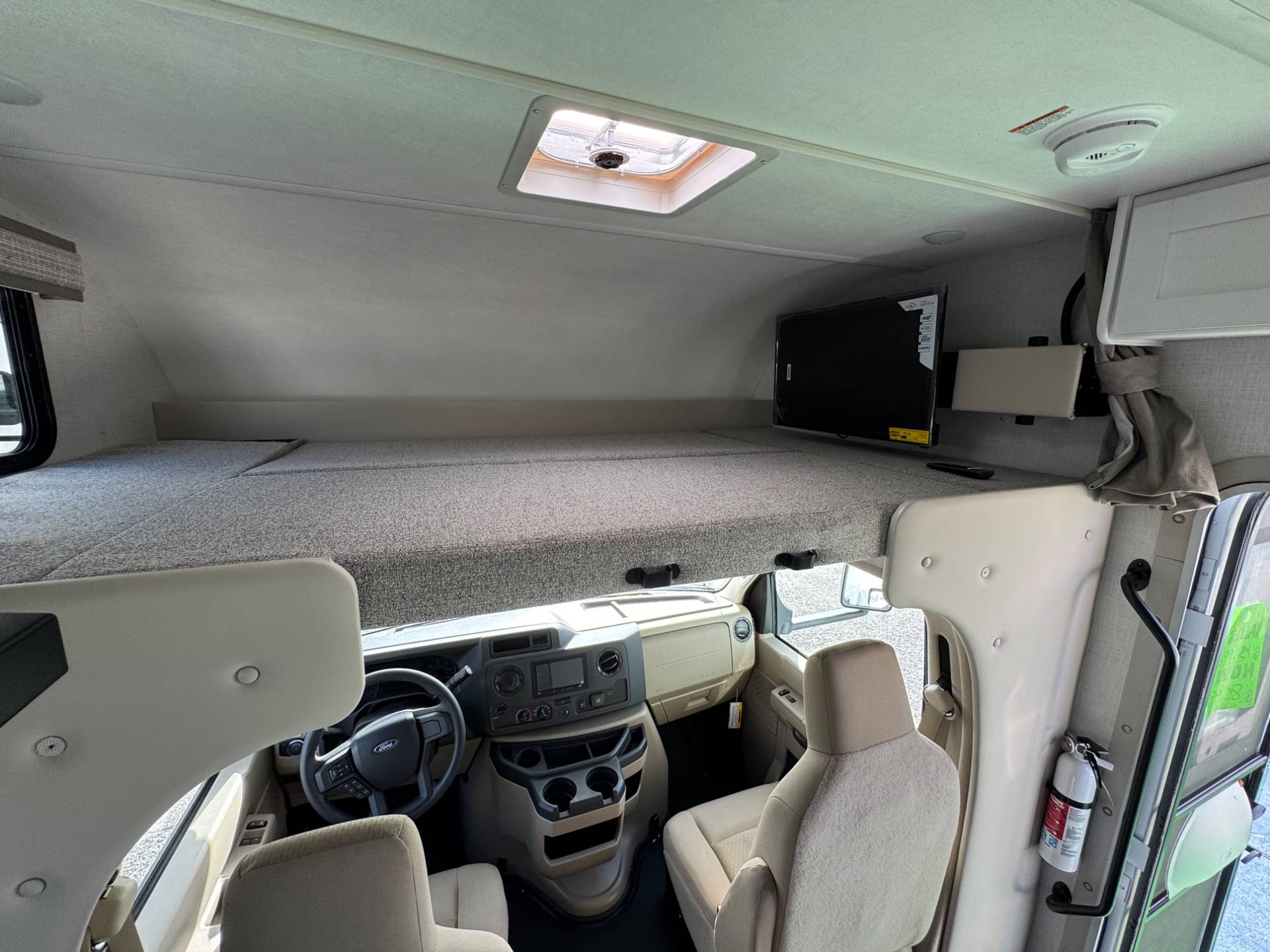 2026 Thor Motor Coach 2026 Thor Motor Coach Quantum - thumbnail 17