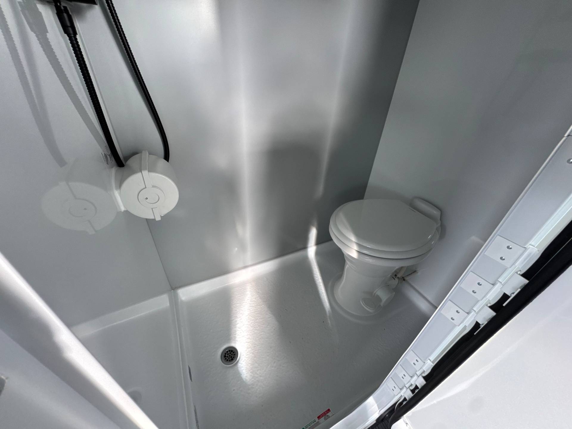 2026 inTech RV 2026 inTech RV Black Wing - thumbnail 11