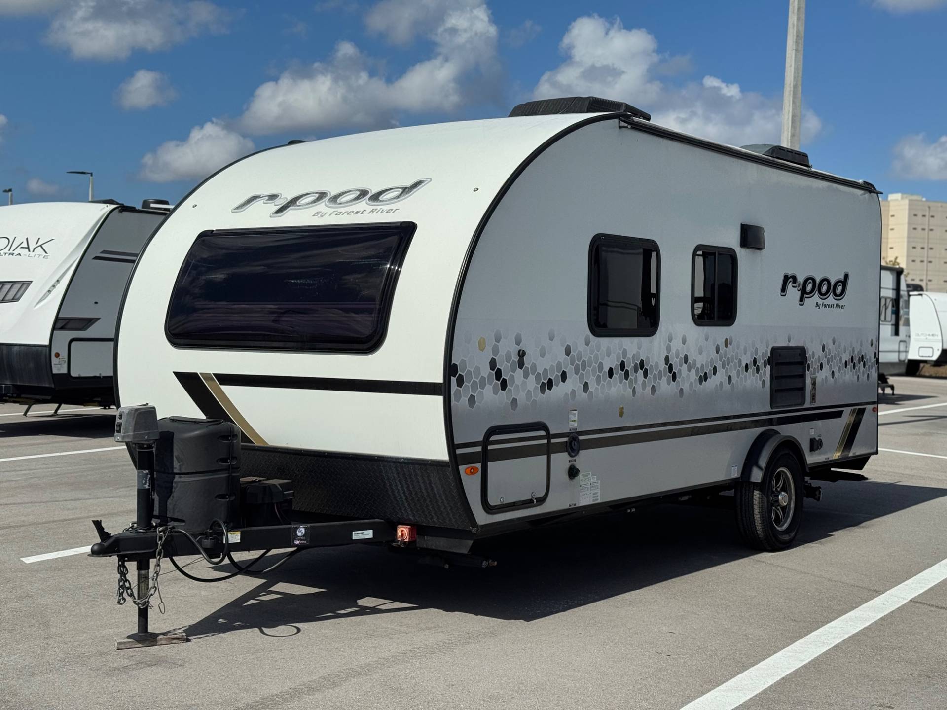 2022 Forest River 2022 Forest River R-Pod - thumbnail 2