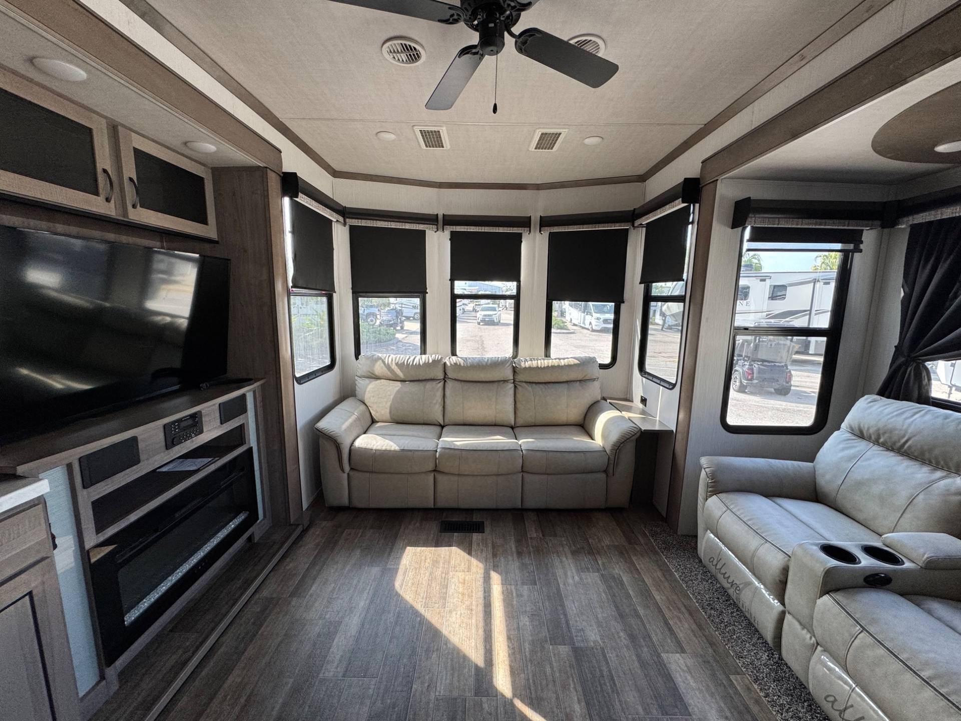 2021 Cedar Creek 2021 Cedar Creek FOREST RIVER - thumbnail 13