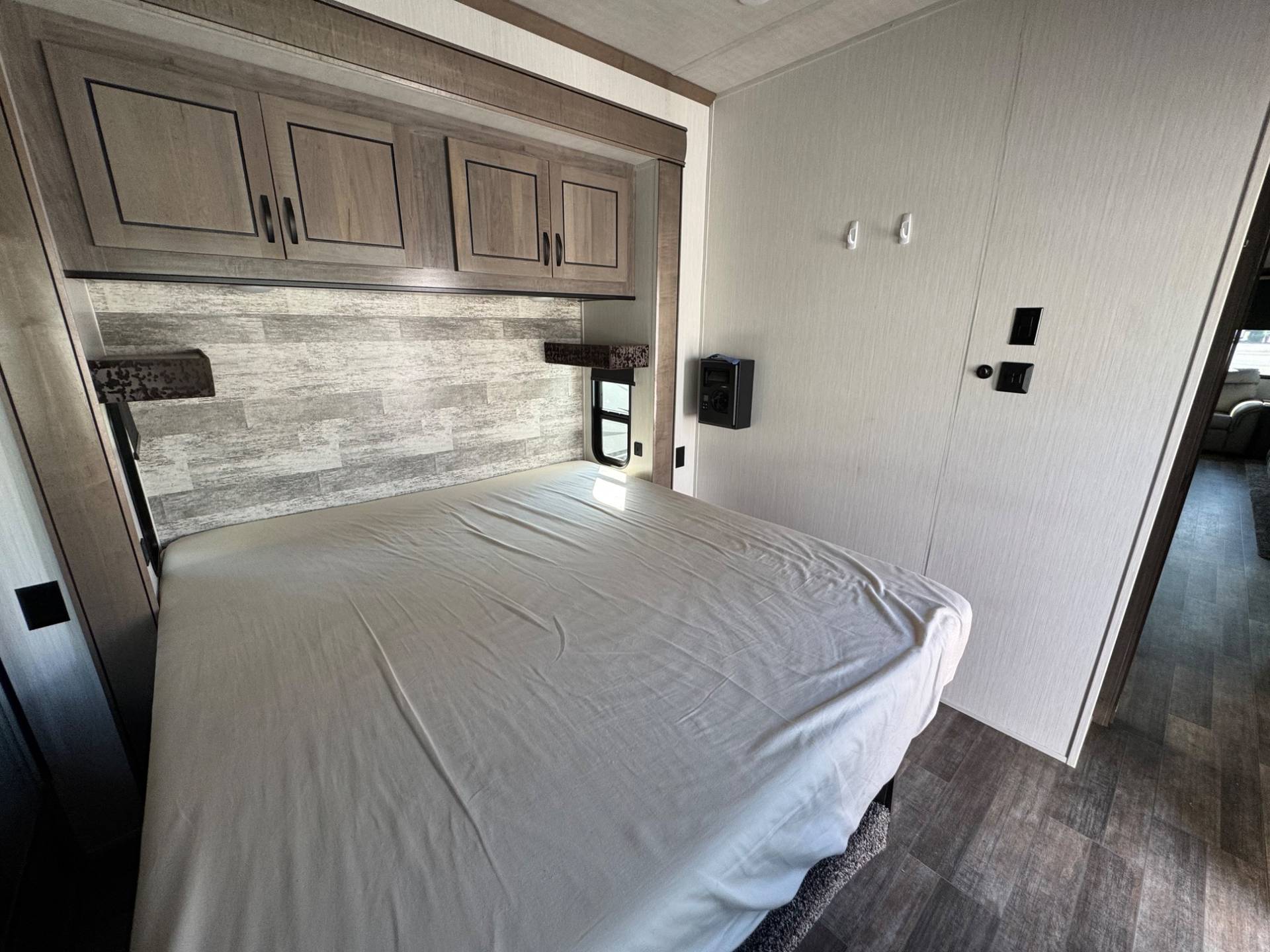 2021 Cedar Creek 2021 Cedar Creek FOREST RIVER - thumbnail 22