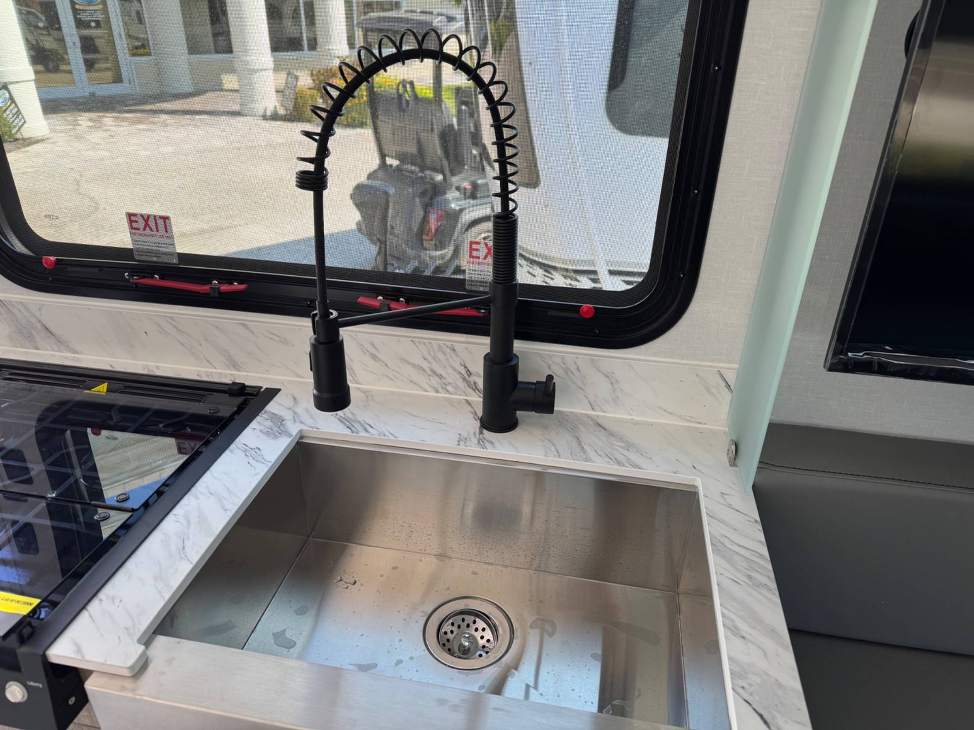 2026 inTech RV 2026 inTech RV Sol - thumbnail 12