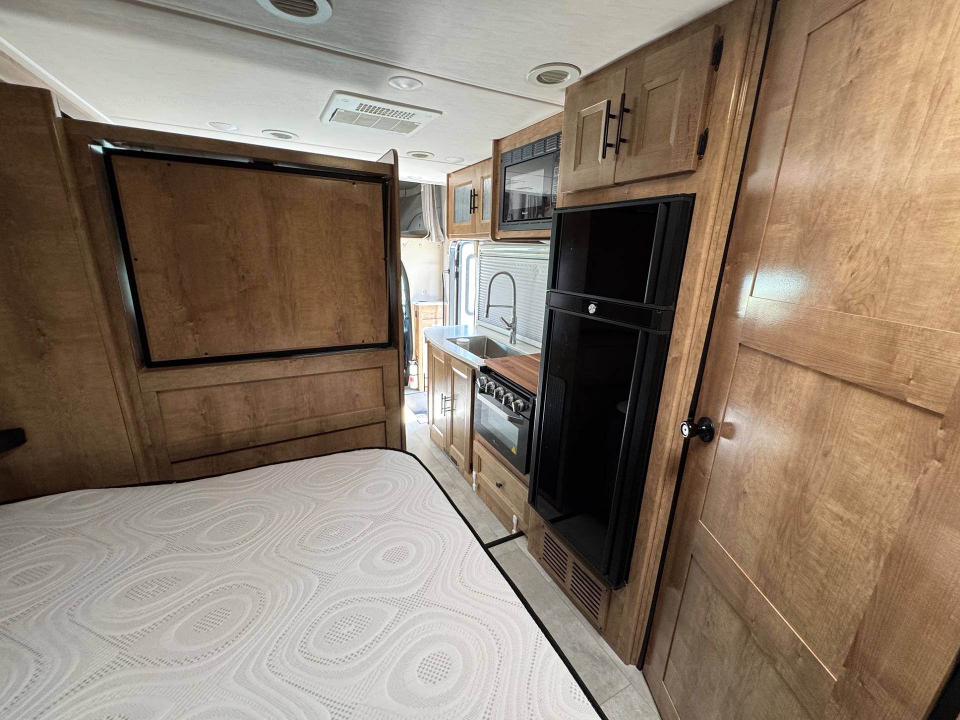 2021 Coachmen 2021 Coachmen Prism - thumbnail 17